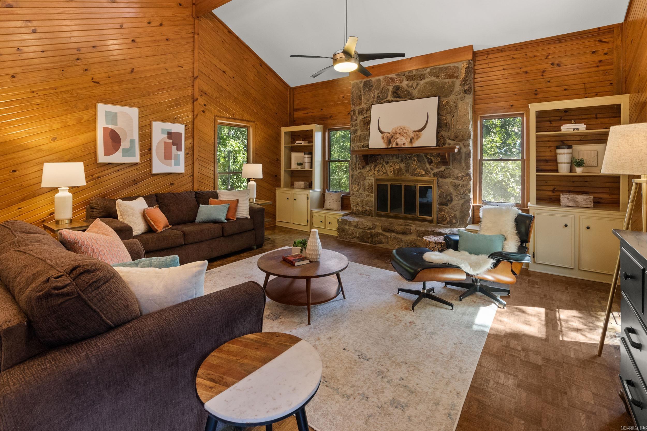 PLEASANT VALLEY - Residential