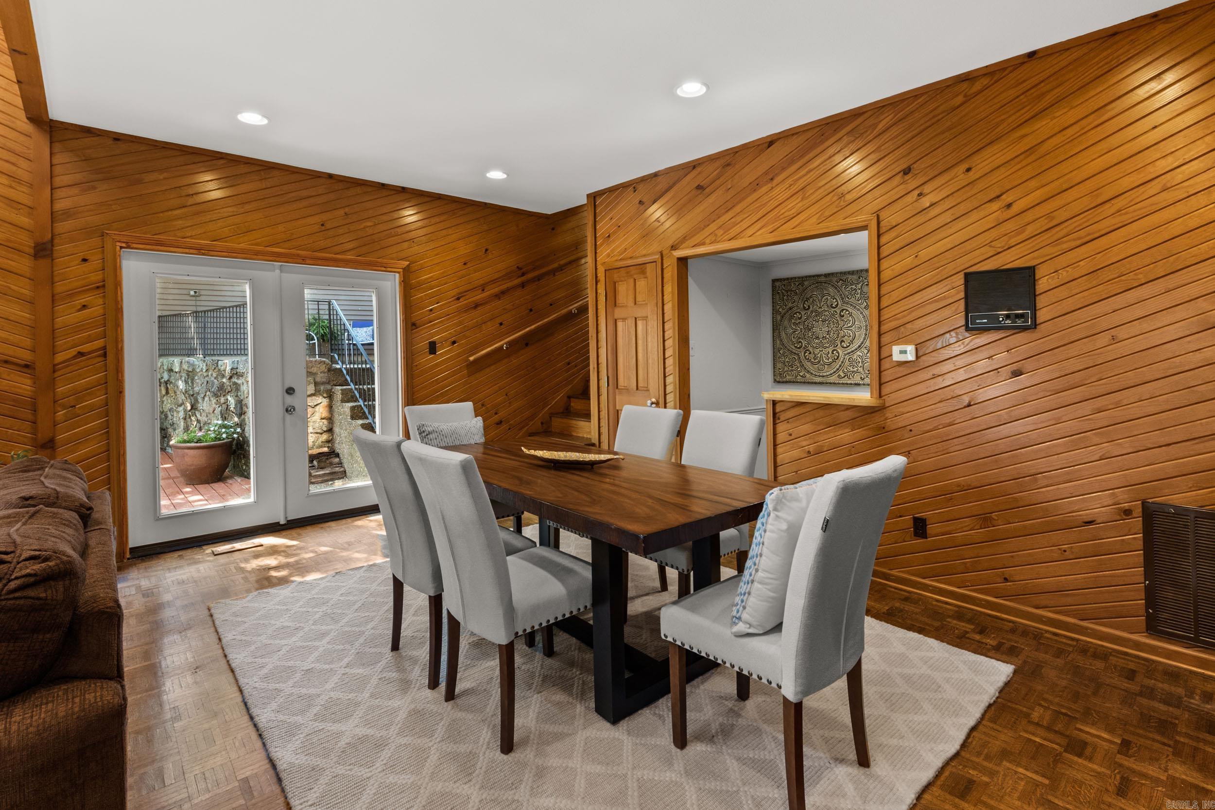 PLEASANT VALLEY - Residential