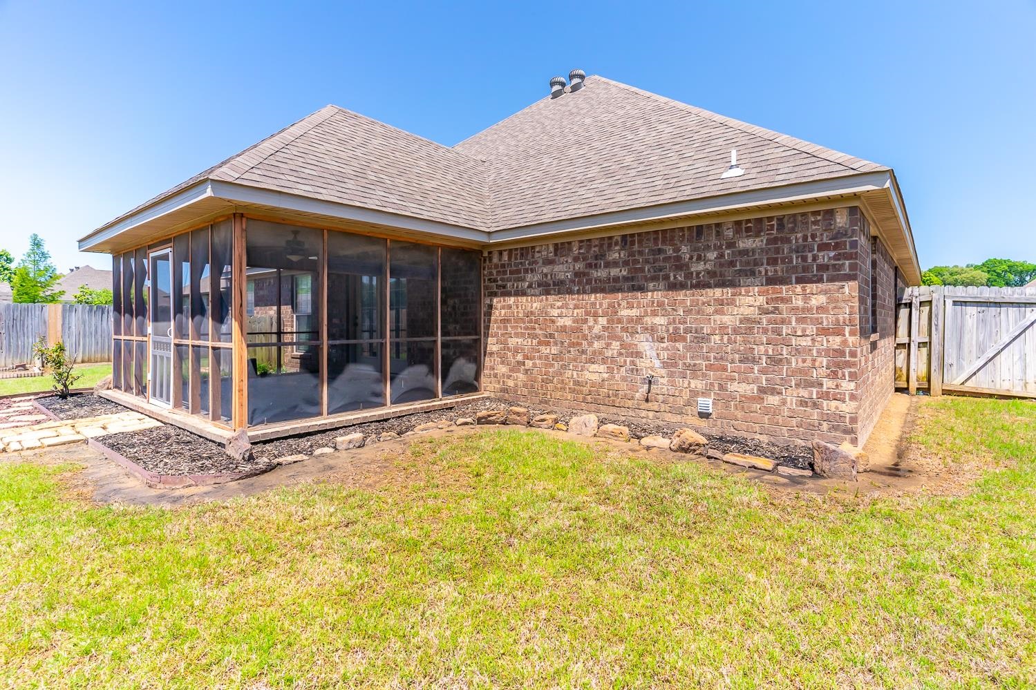 MERRELL ESTATES - Residential