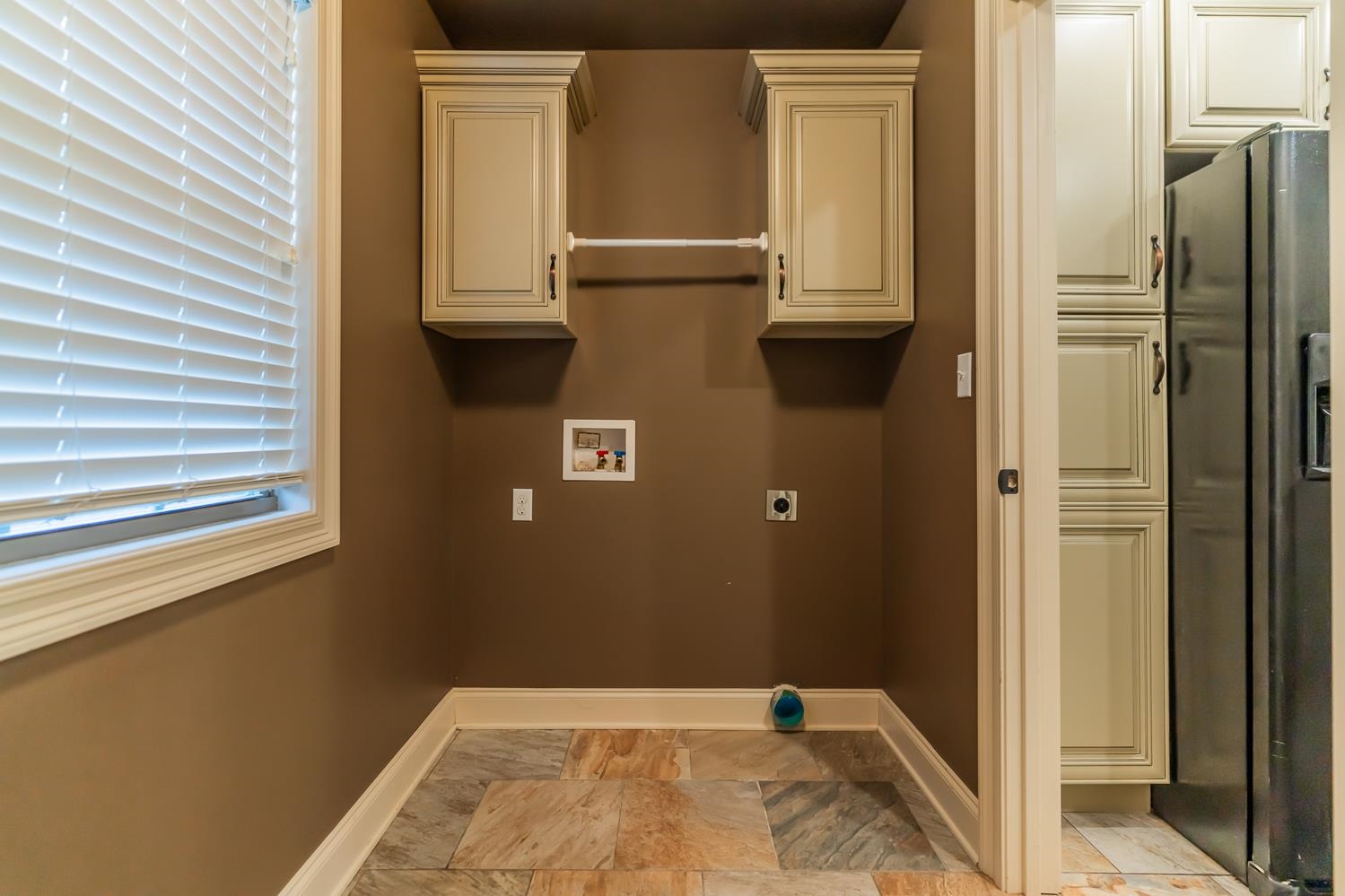 MERRELL ESTATES - Residential