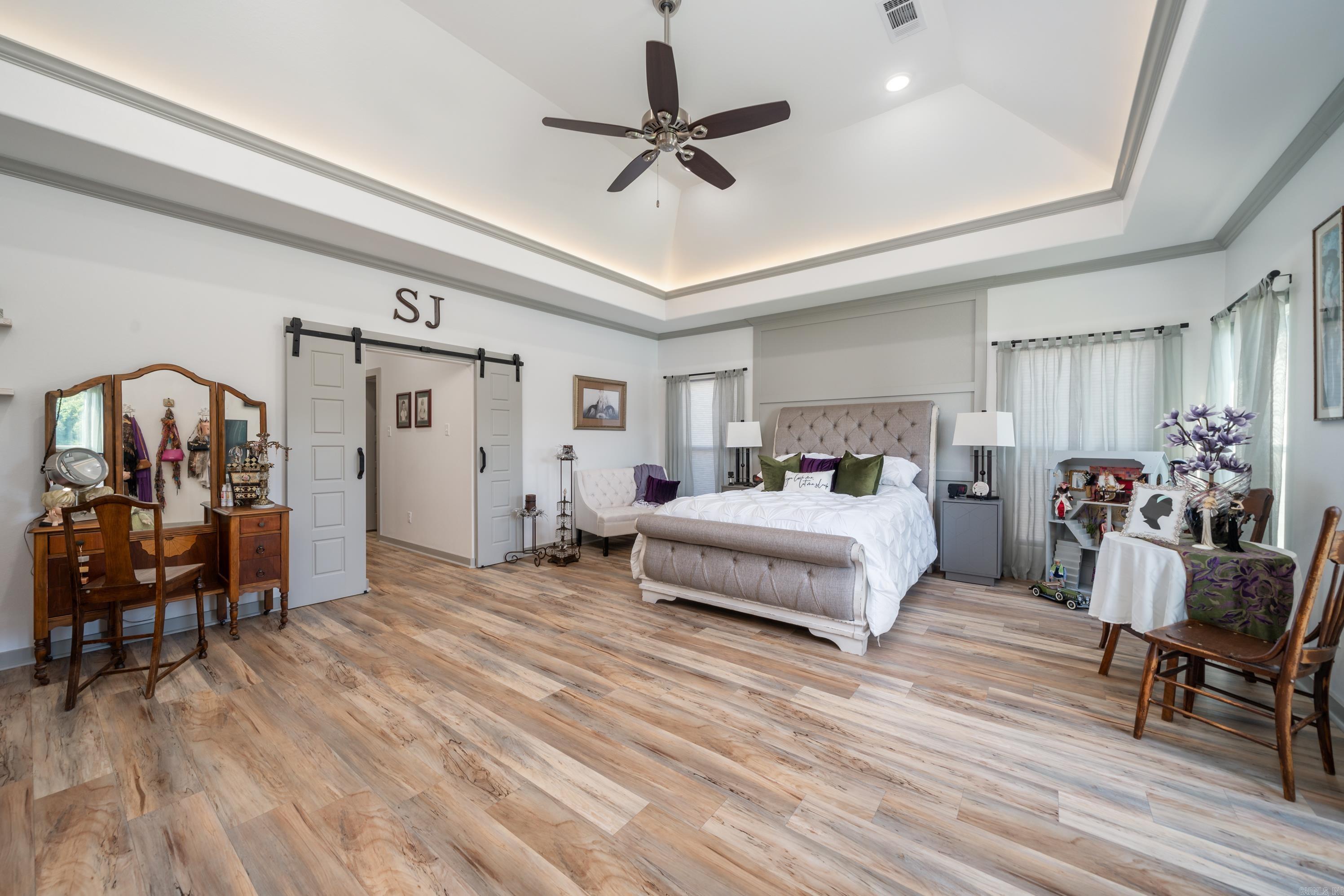 Lakeside Gardens - Residential