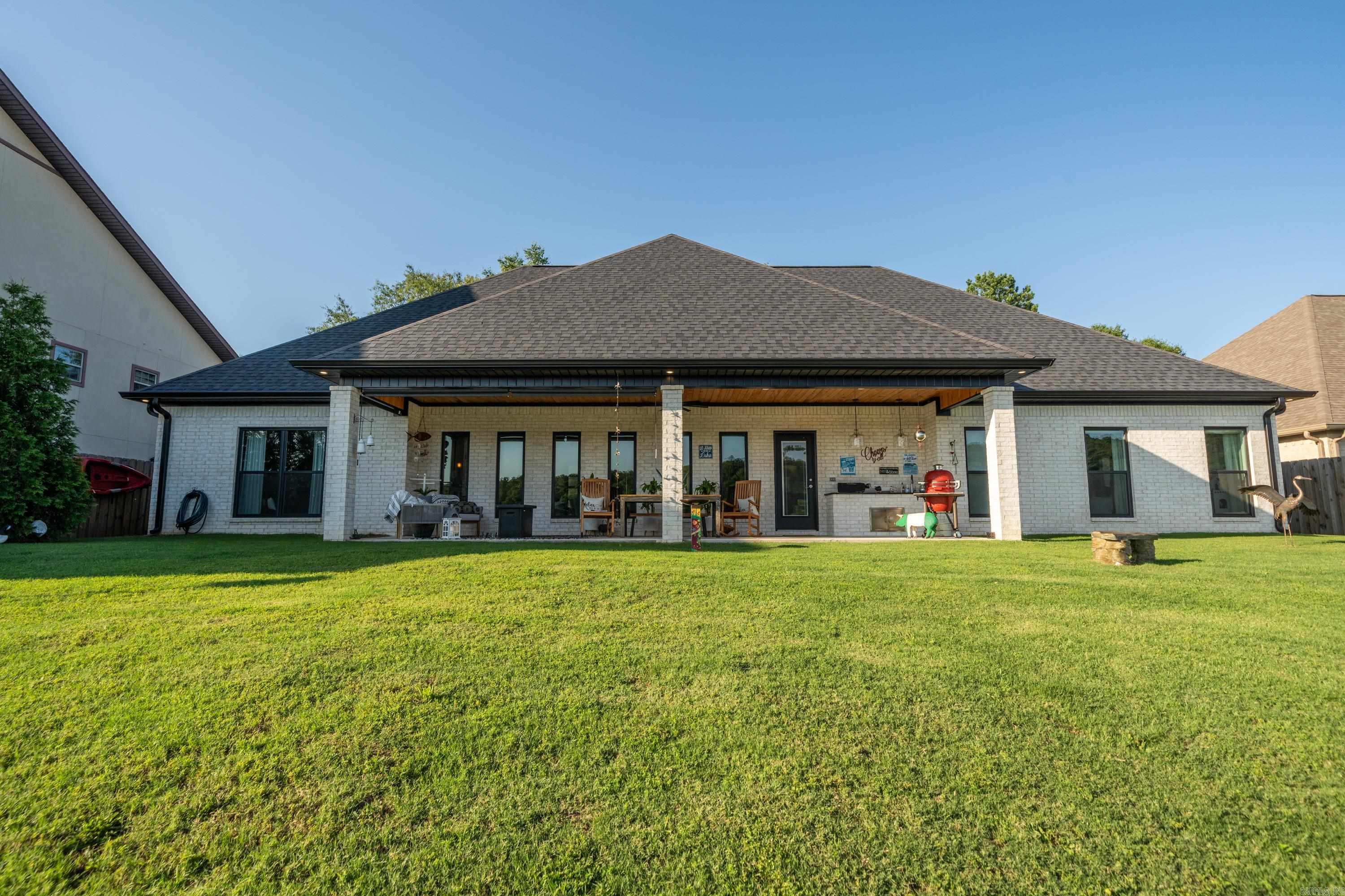 Lakeside Gardens - Residential