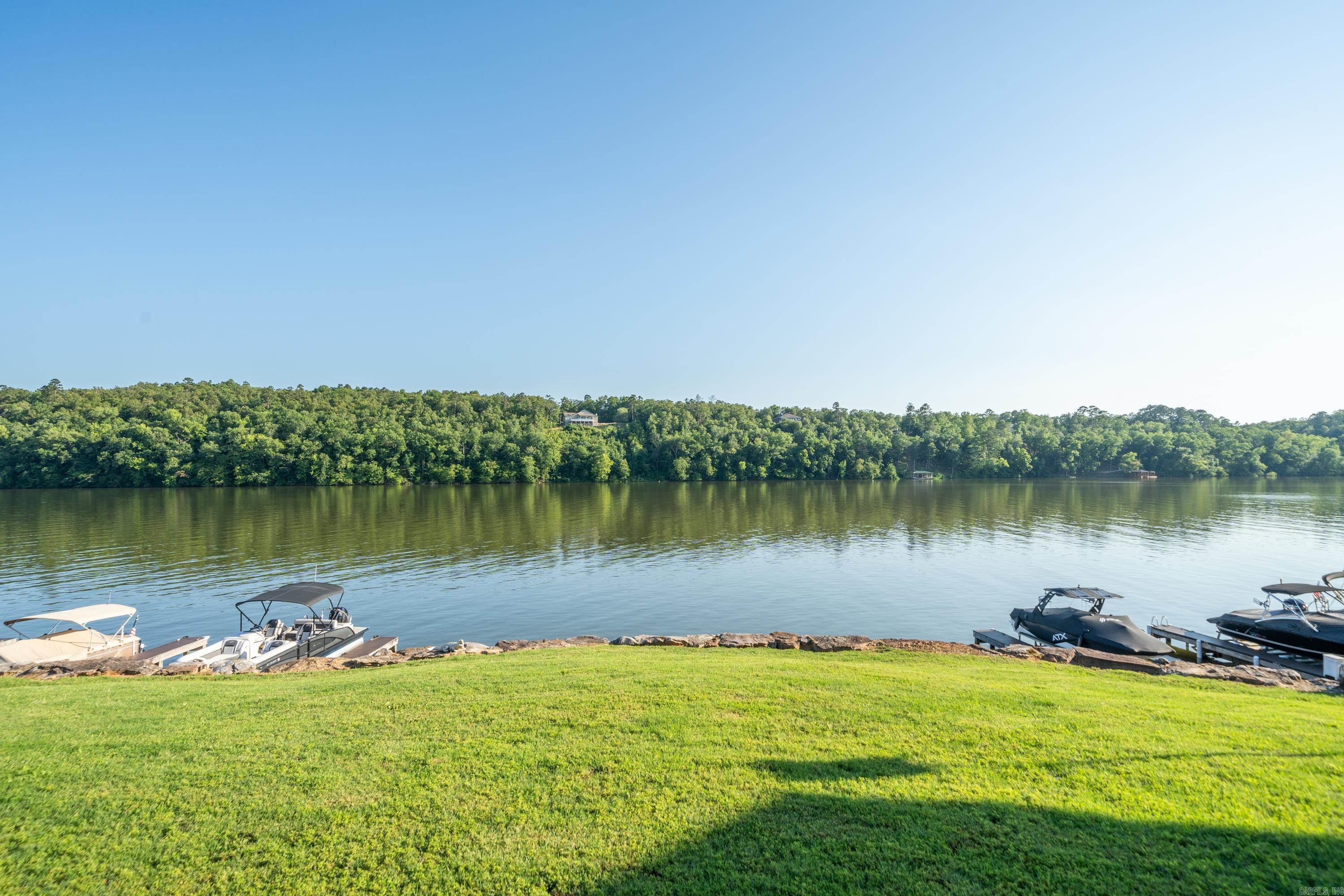 Lakeside Gardens - Residential
