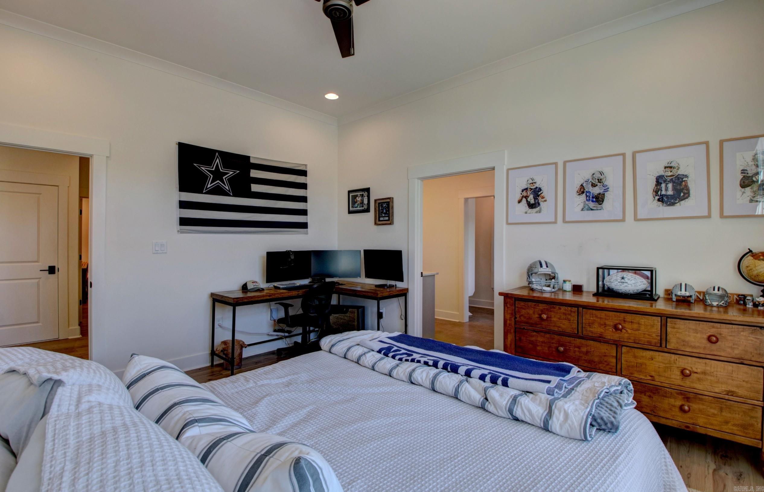 BEAR DEN ESTATES - Residential