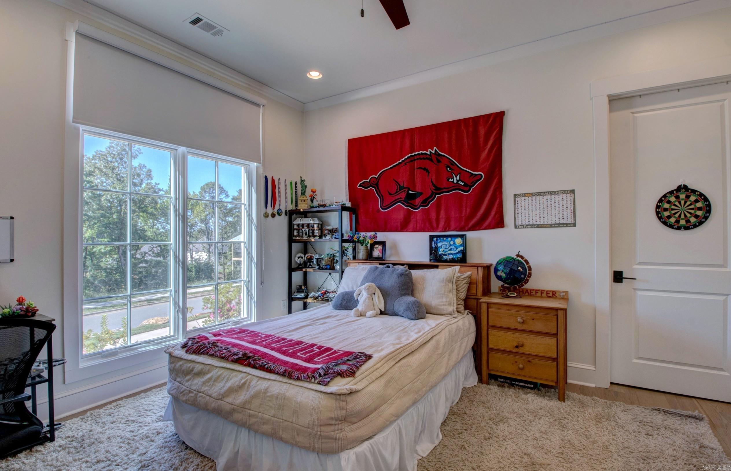 BEAR DEN ESTATES - Residential