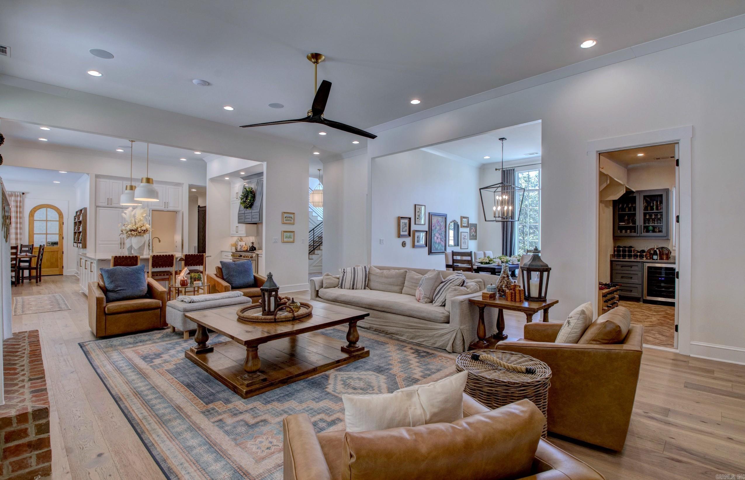 BEAR DEN ESTATES - Residential