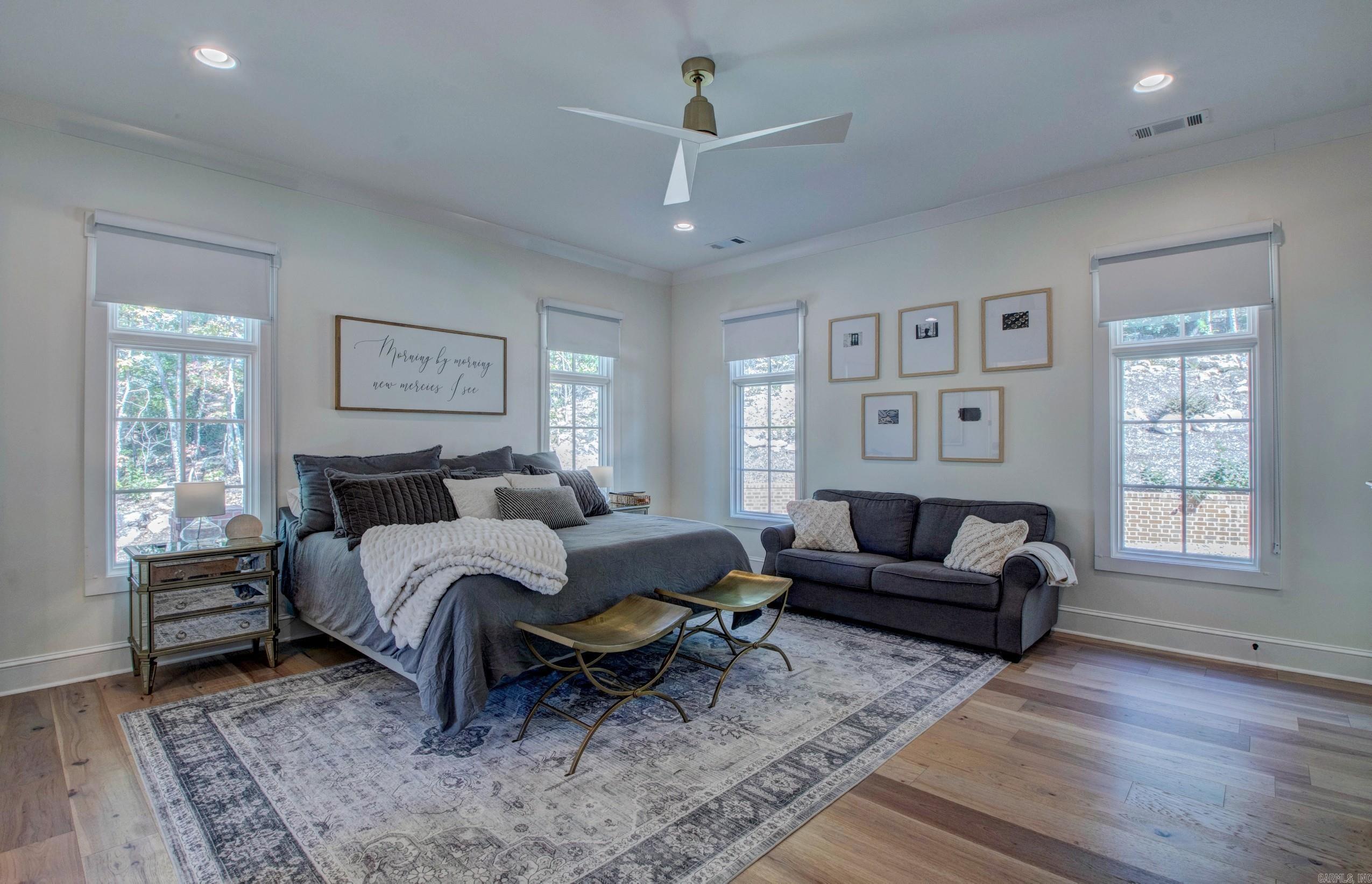 BEAR DEN ESTATES - Residential
