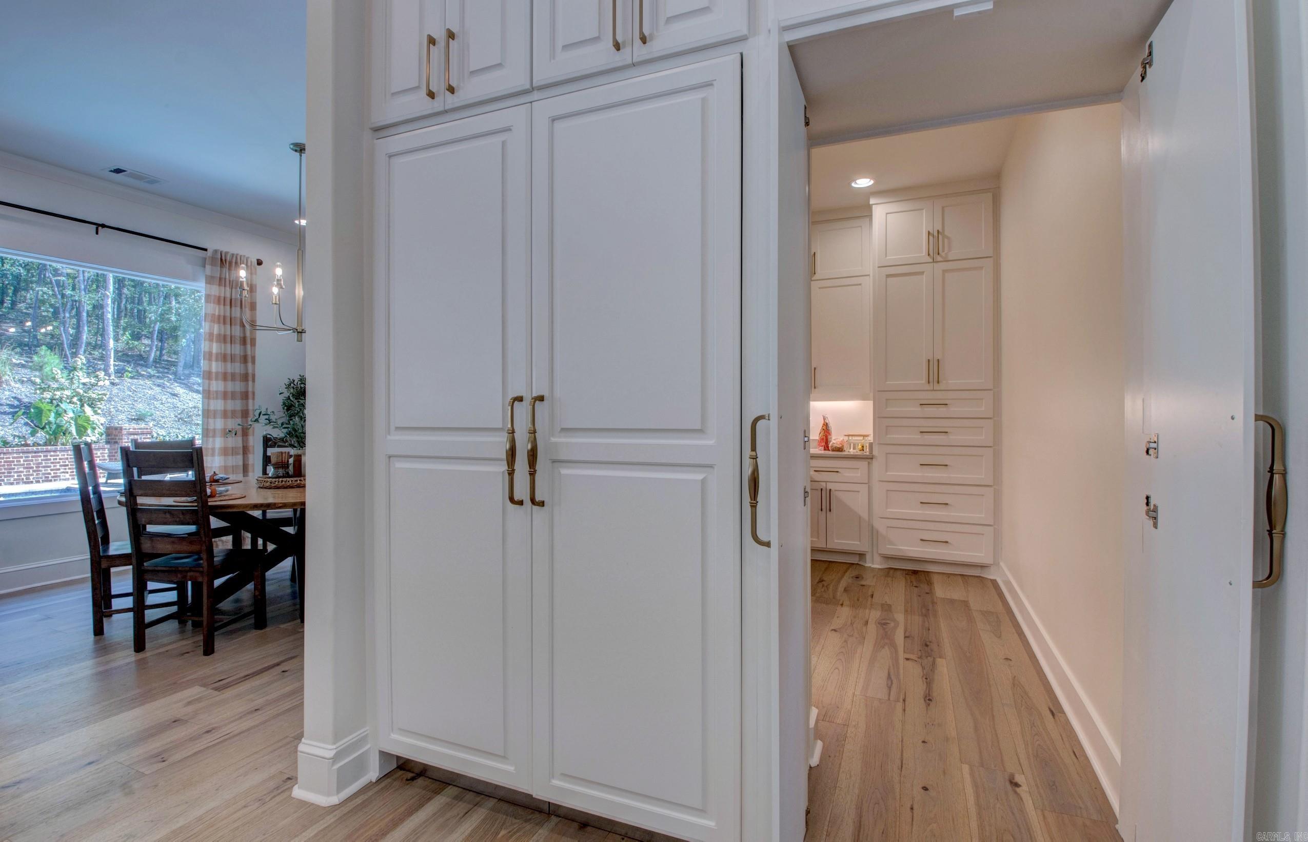 BEAR DEN ESTATES - Residential