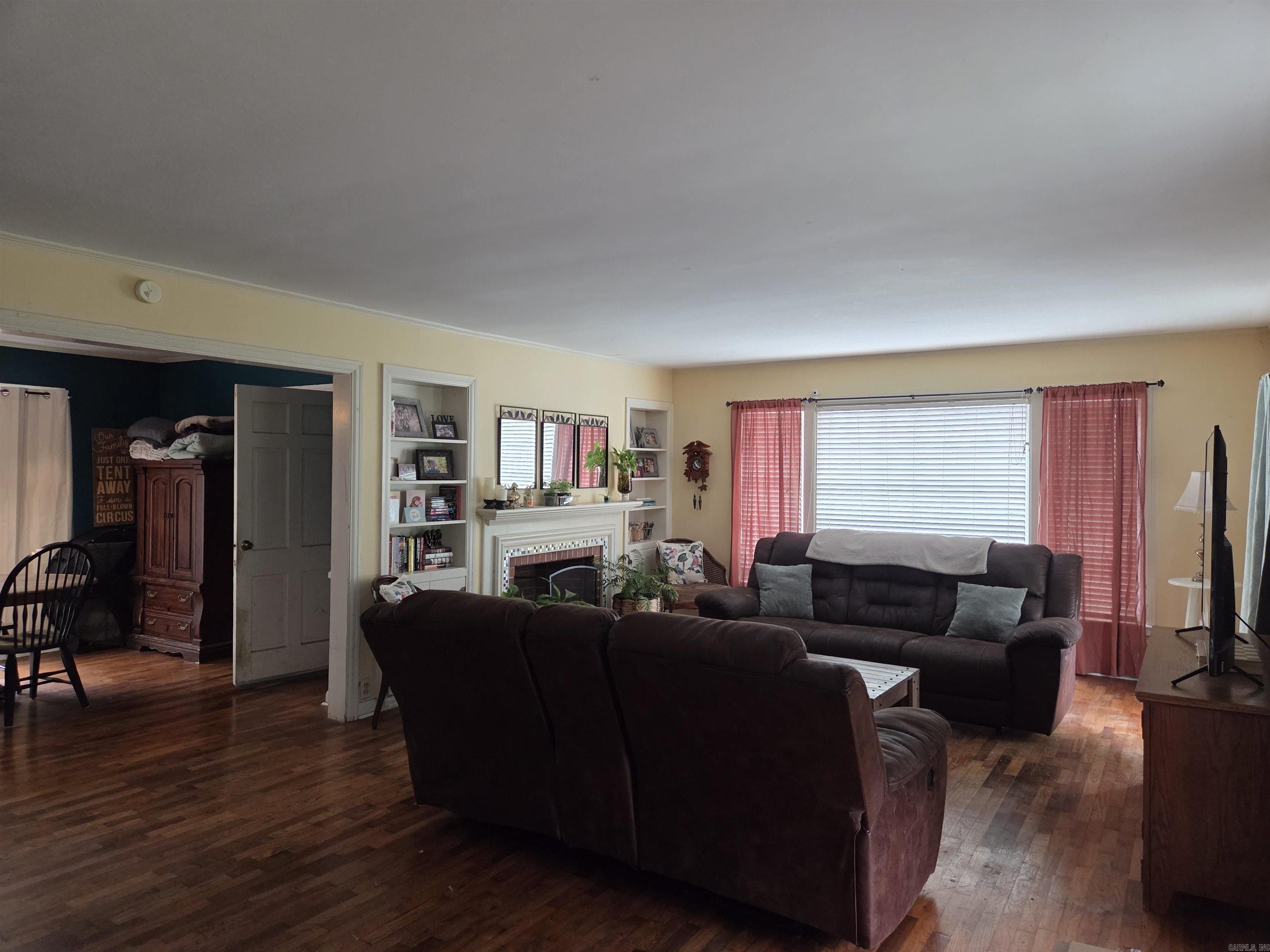 Granvue Acres - Residential