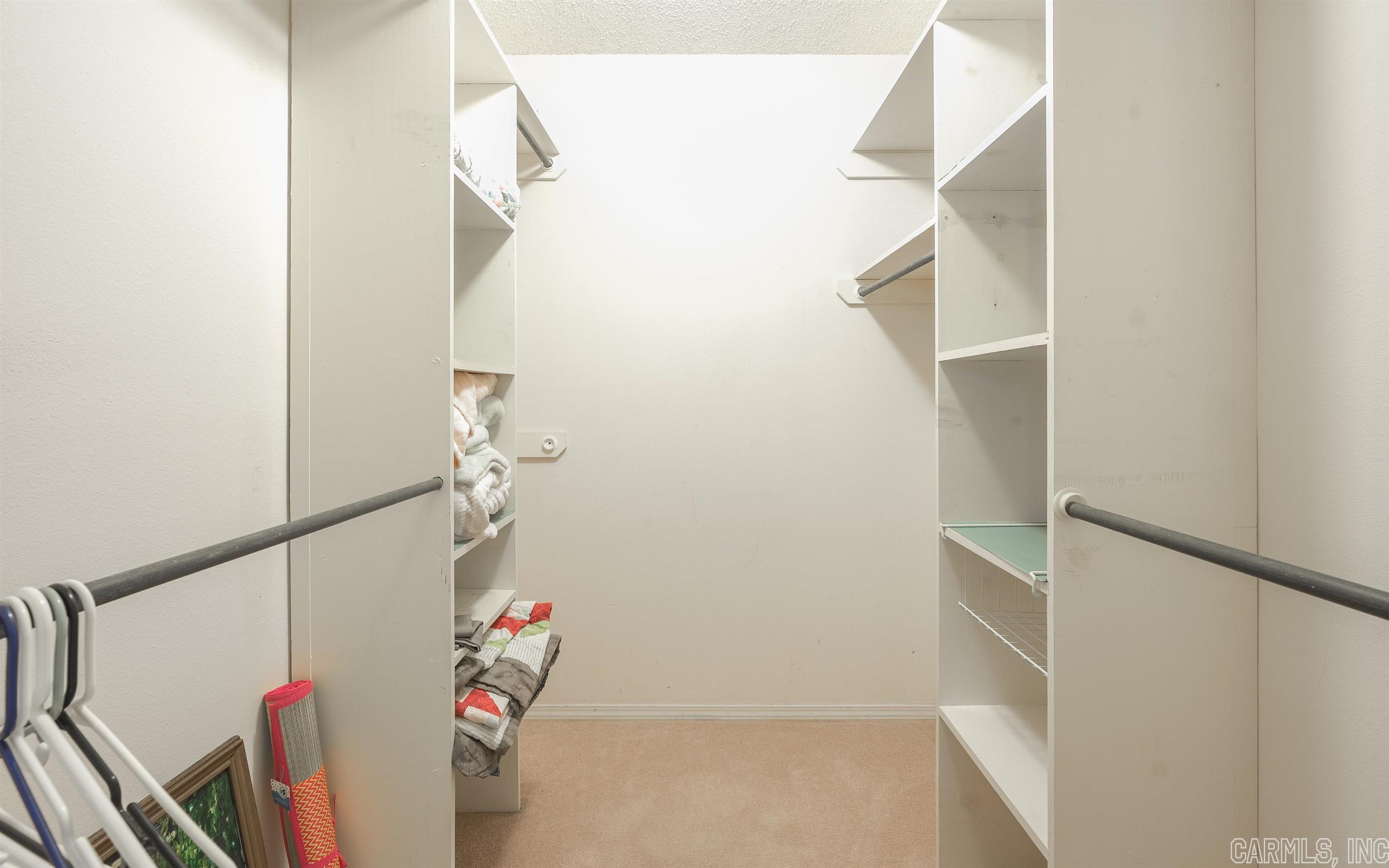 ARAGON - Residential