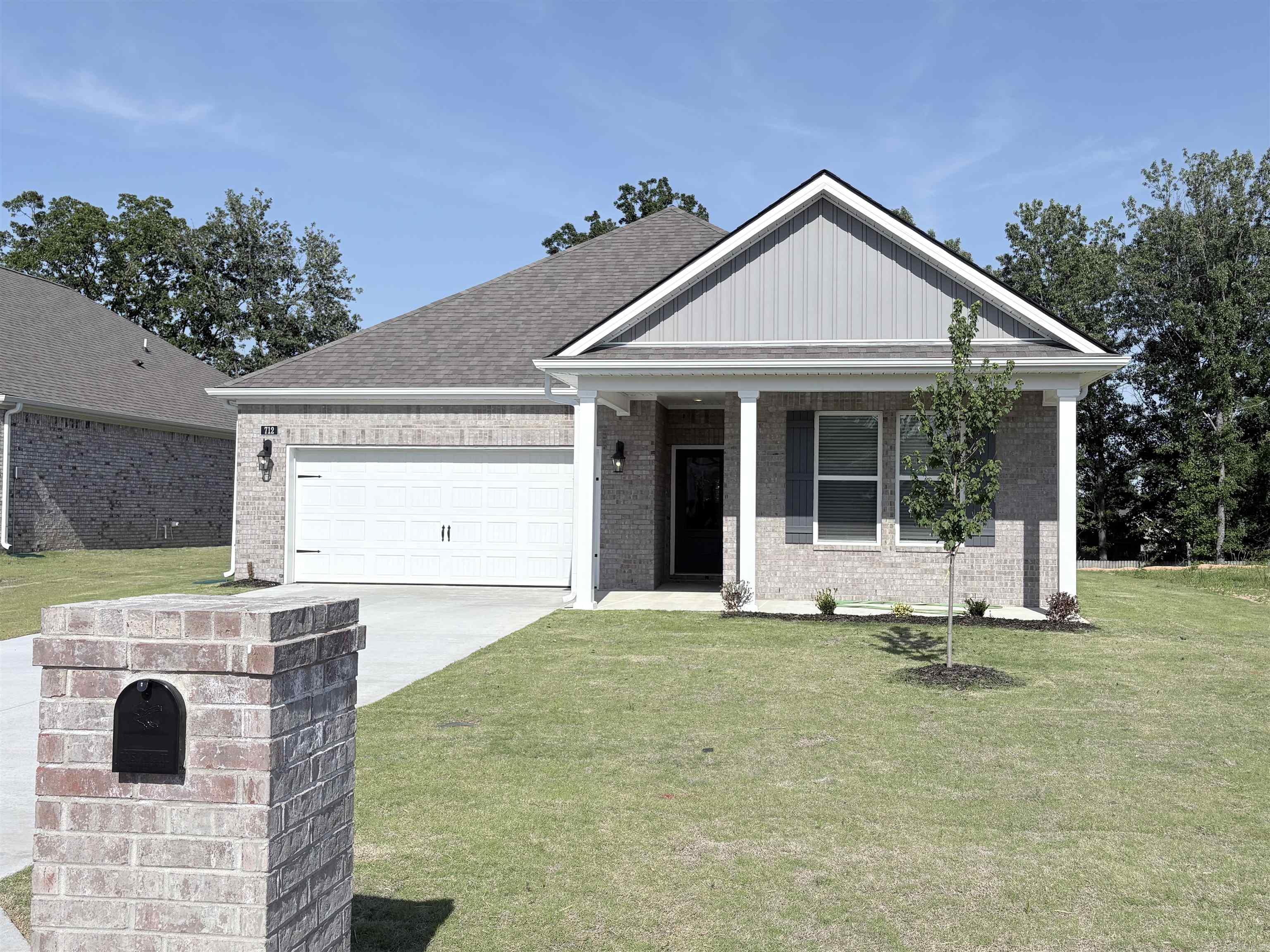 EDGEMONT - Residential