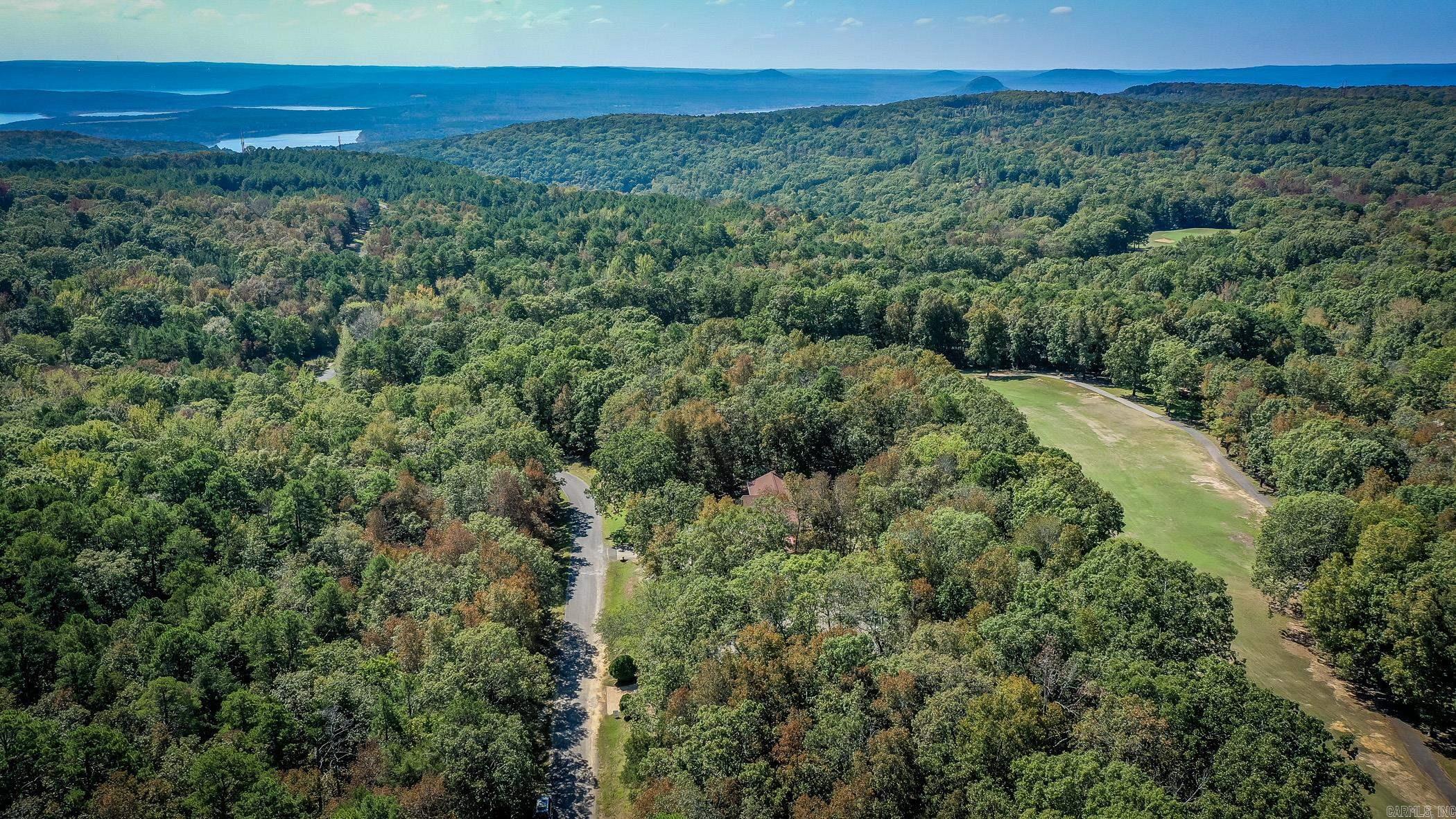 CASTLE RIDGE - Residential
