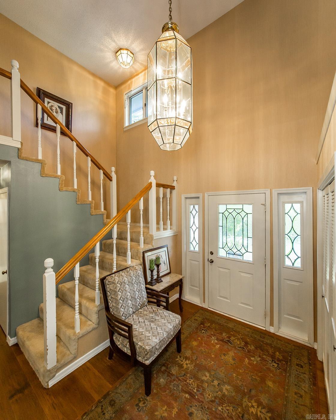 CASTLE RIDGE - Residential