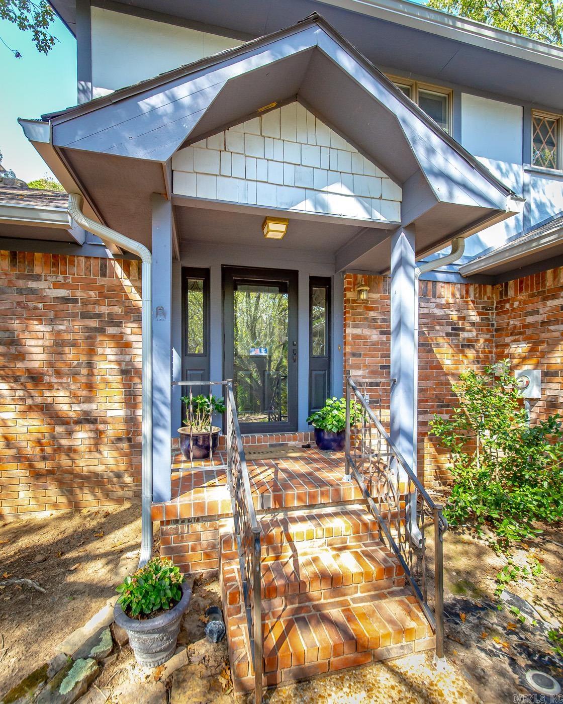 CASTLE RIDGE - Residential