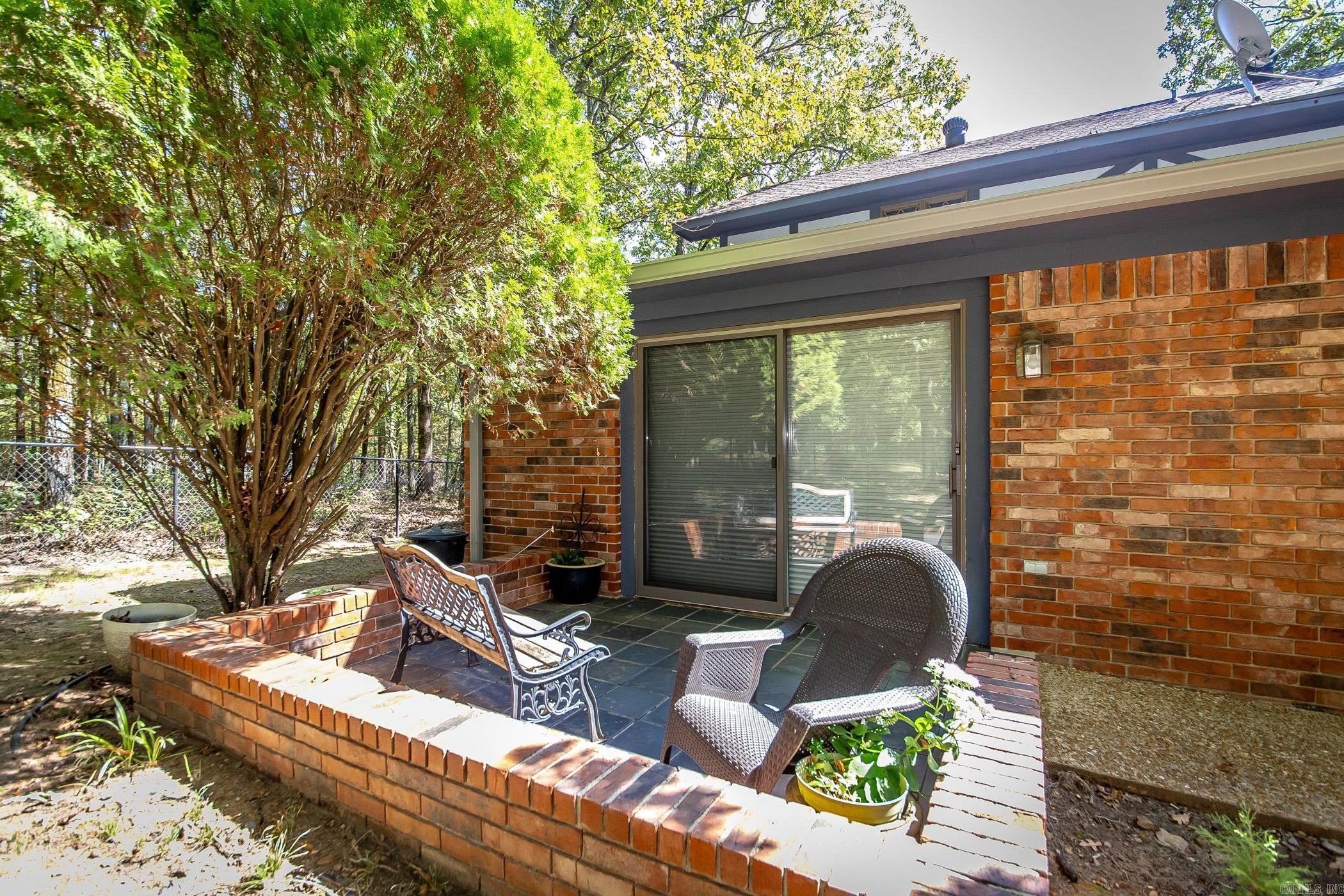 CASTLE RIDGE - Residential