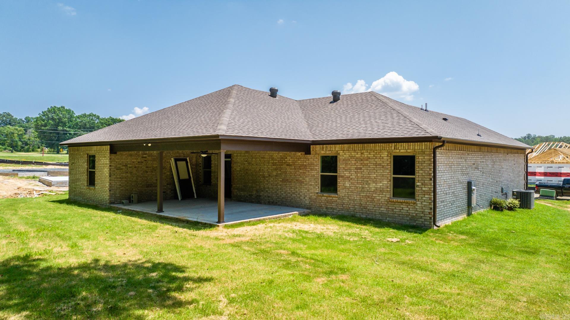 AUTUMN BROOKE - Residential