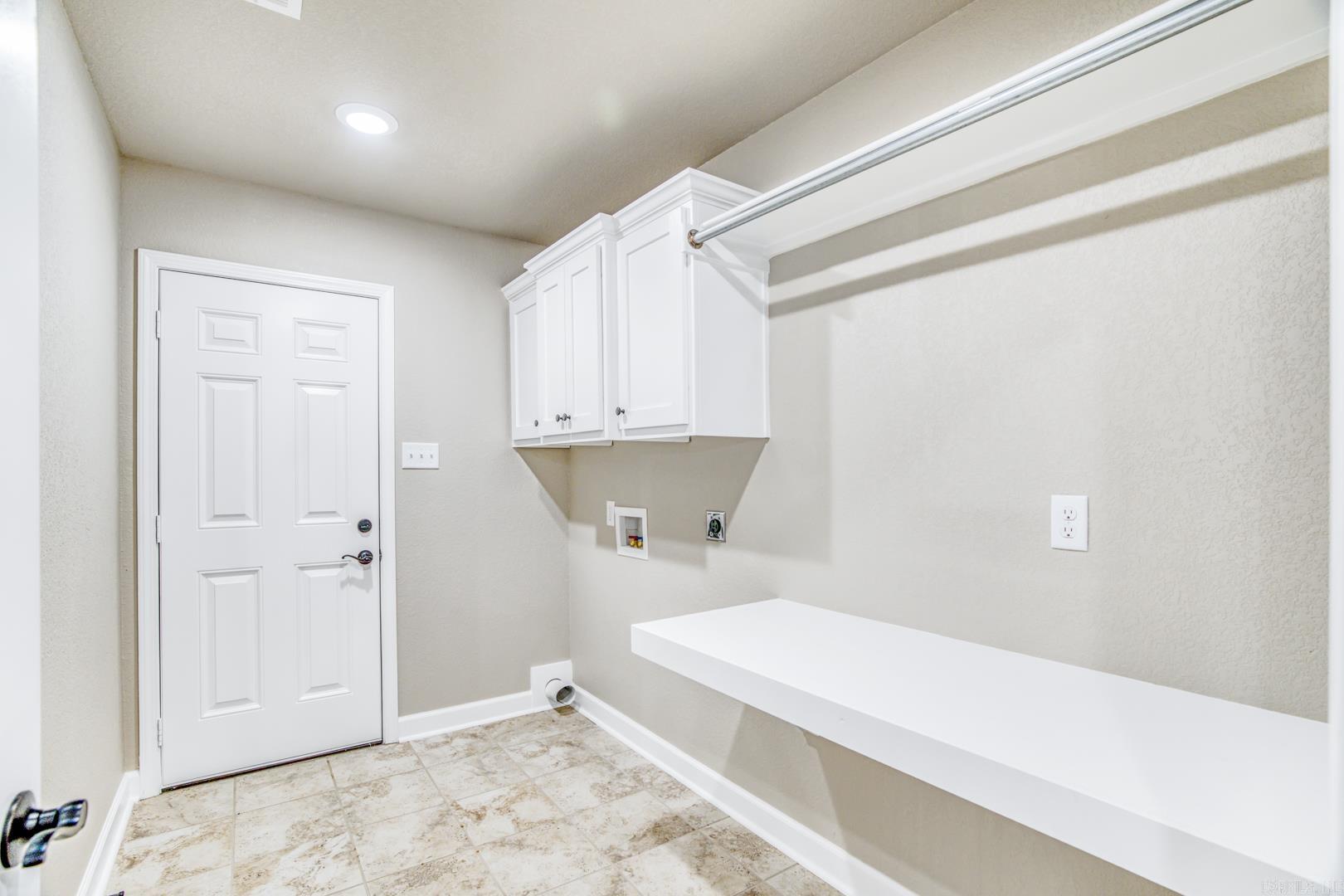 AUTUMN BROOKE - Residential