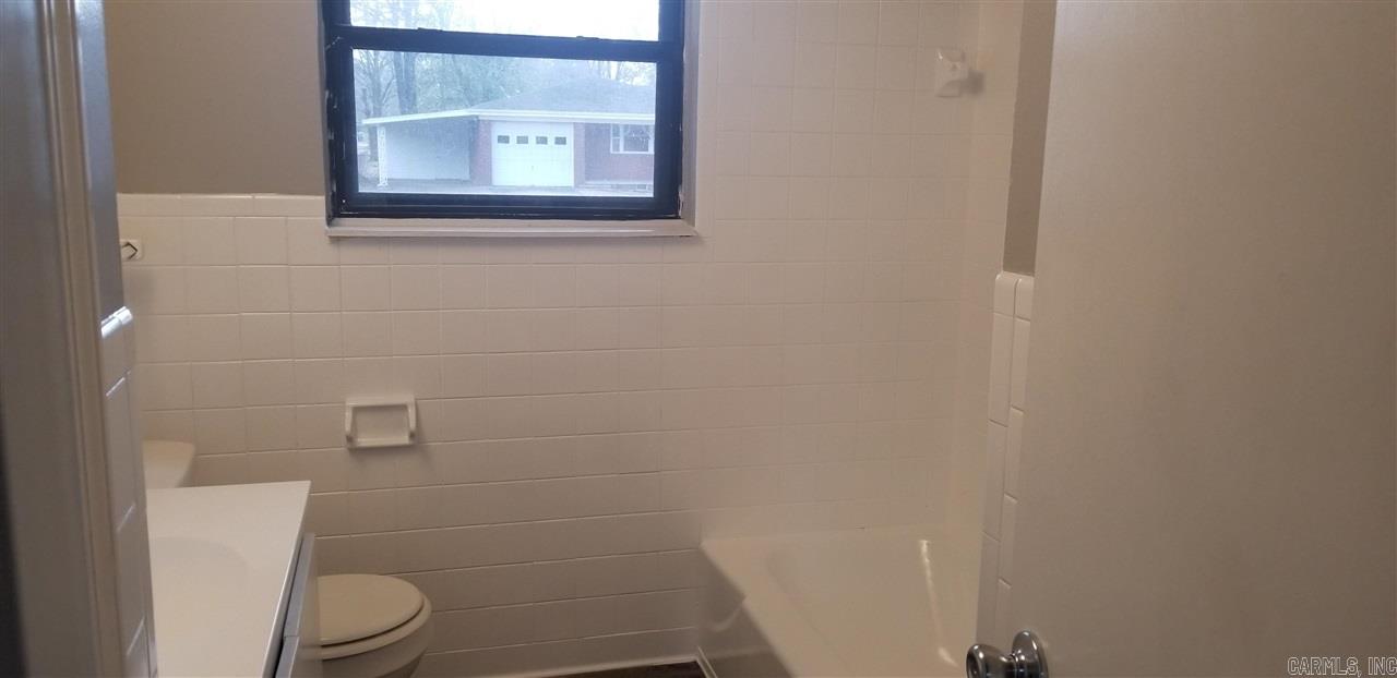 Hickman & Mcconnell - Residential Lease