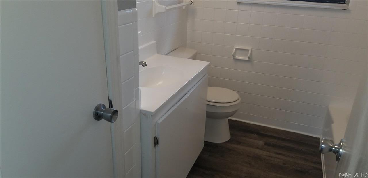 Hickman & Mcconnell - Residential Lease