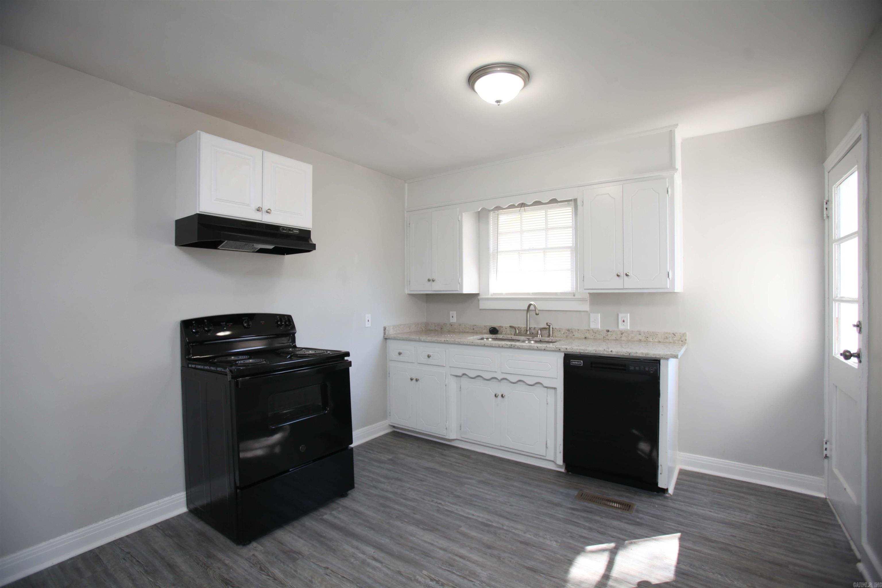 Missouri Pacific - Residential Lease