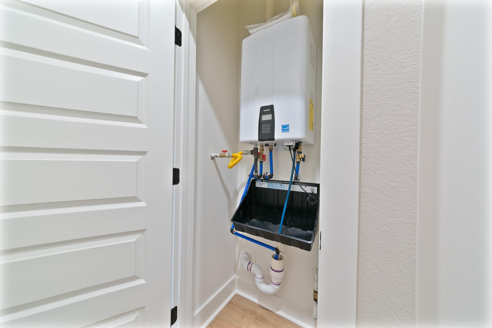 AUGUSTA ESTATES - Residential