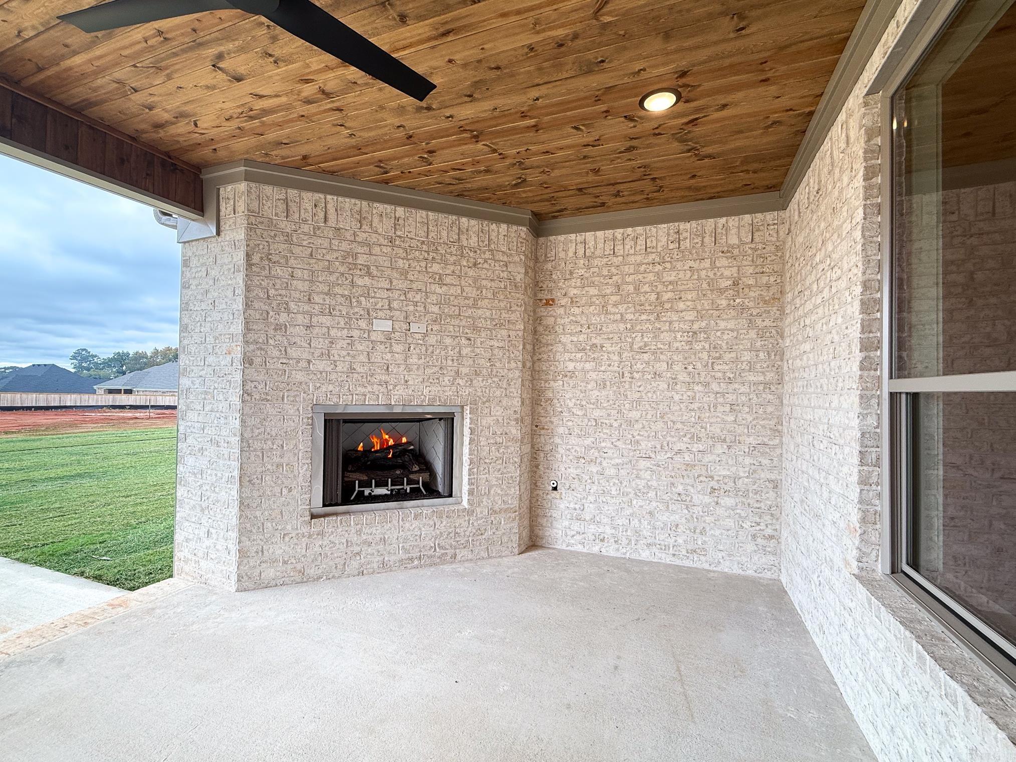 AUGUSTA ESTATES - Residential