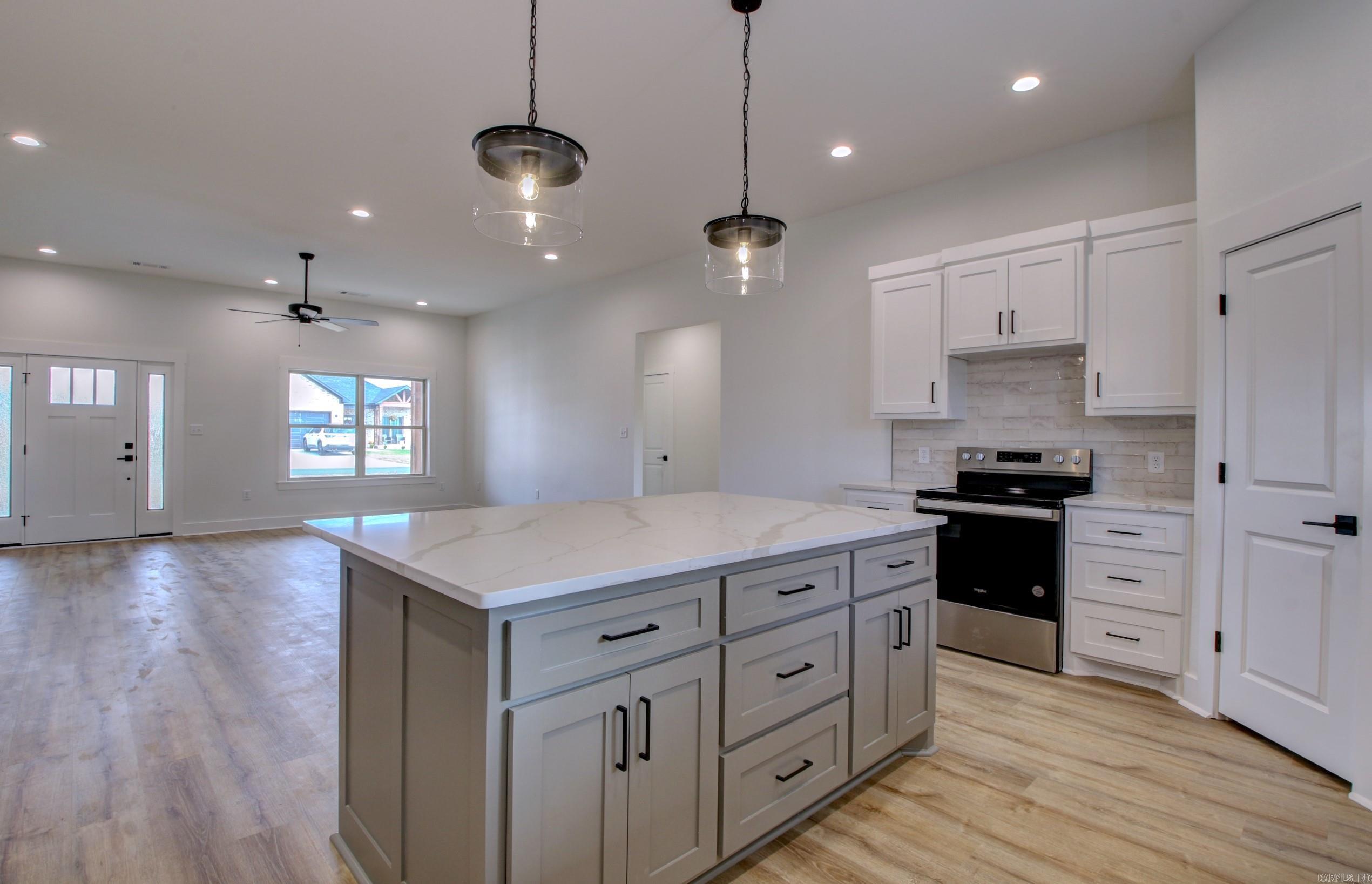 EAST MEADOW - Residential