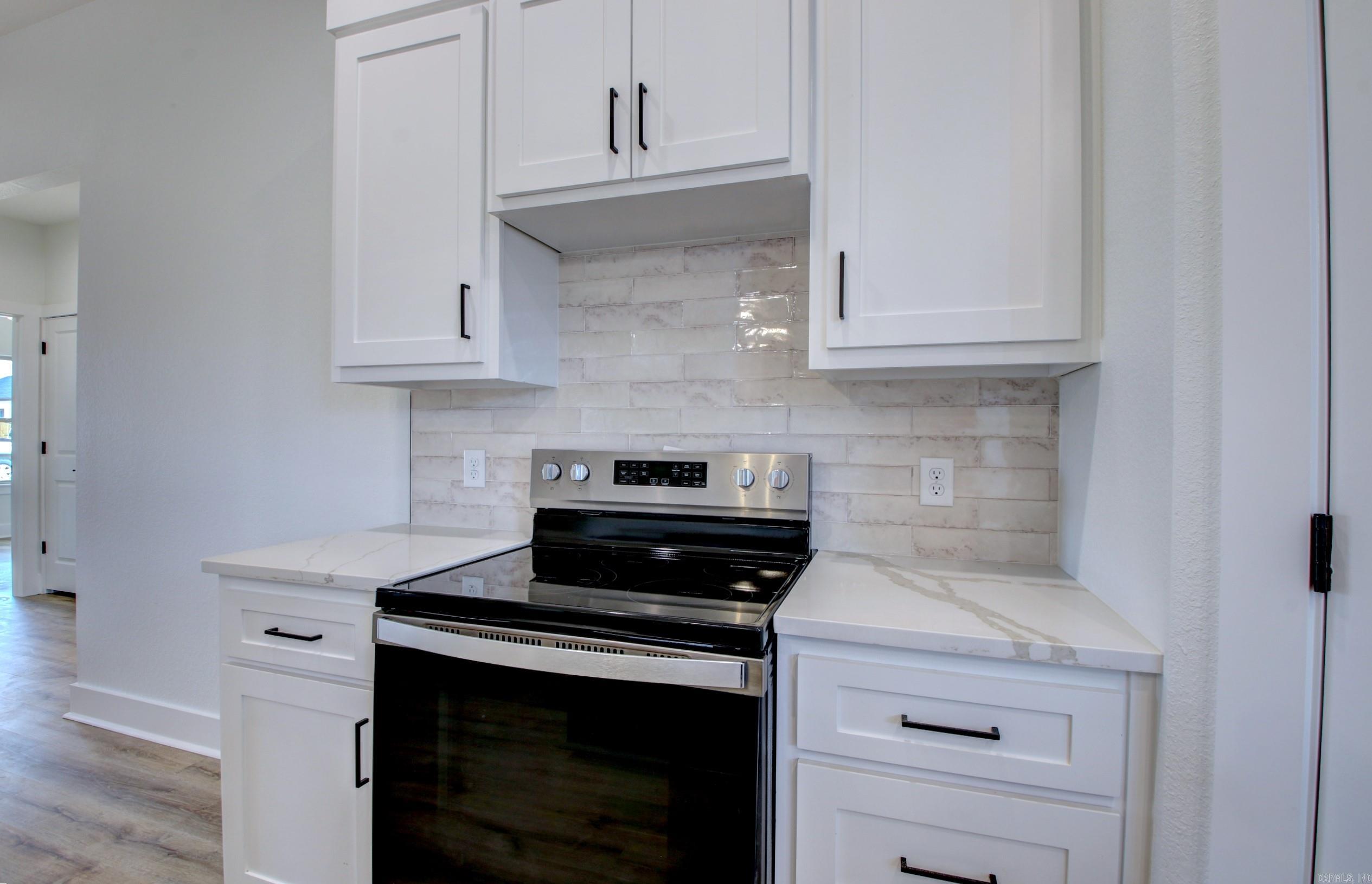 EAST MEADOW - Residential