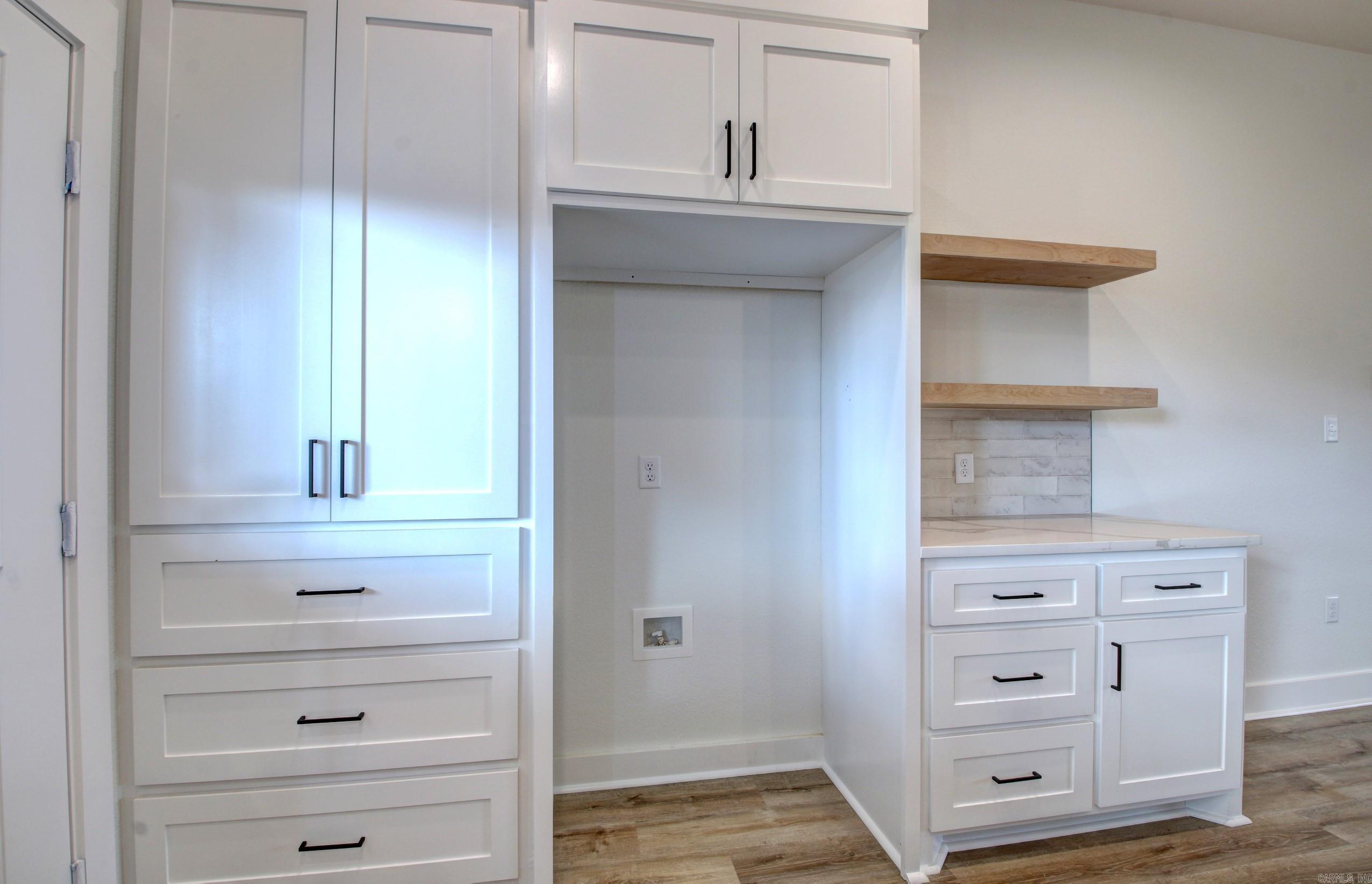 EAST MEADOW - Residential