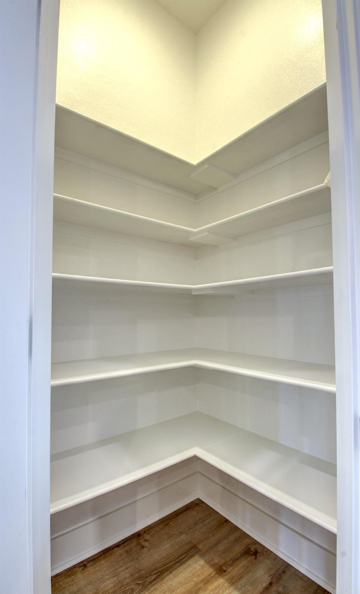 EAST MEADOW - Residential