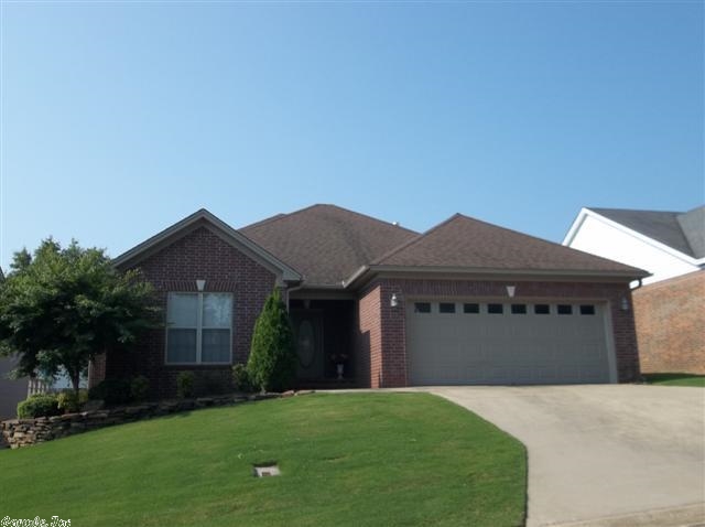 Spacious 2br/2ba brick condo in River Oaks Subd. w/over 1800 sq.ft. H/C. One of the few free standing units. This condo features a large living area w/gas FP. Big kitchen w/breakfast area & lots of cabinet & counter tops & pantry. You'll enjoy the sun room located off the kitchen & the Covered patio. Big double garage w/workshop area & sprinkler system. If it's time to downsize this is the one for you. Maintenance free on the outside & no lawn mowing! Call today for your personal tour of this home!