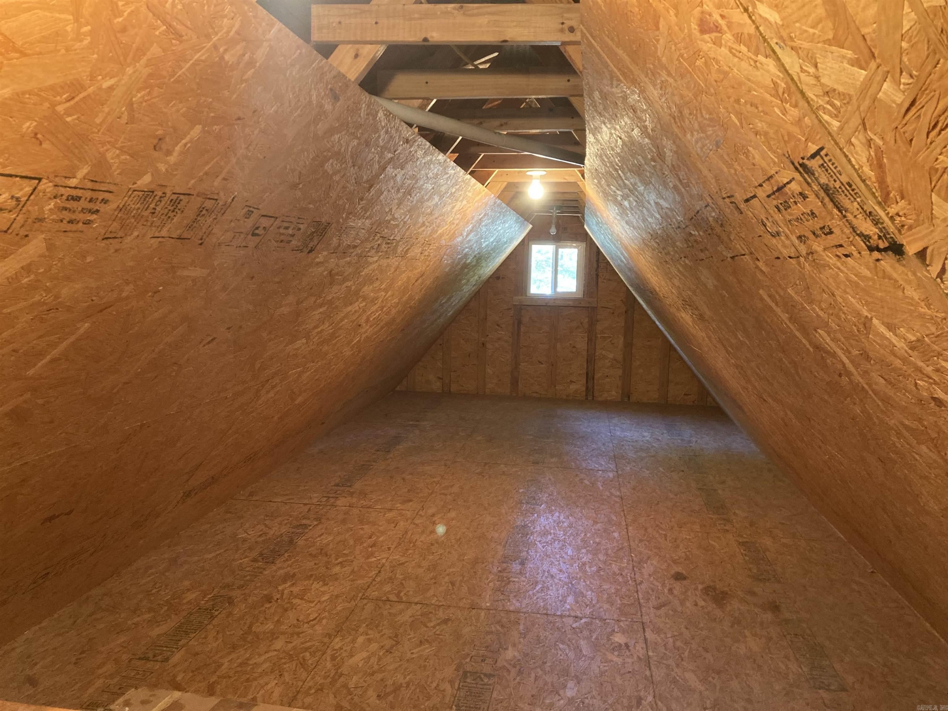 M&B PIGGOTT 2-20-8 - Residential