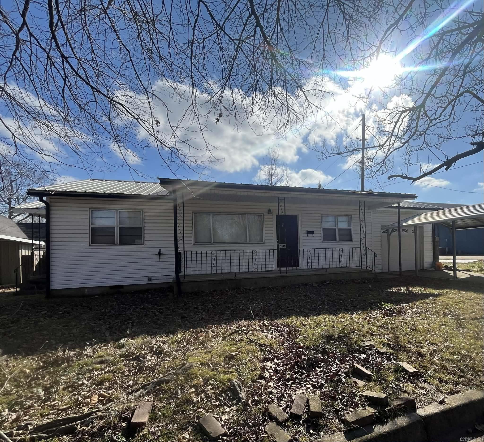 Mena Original - Residential