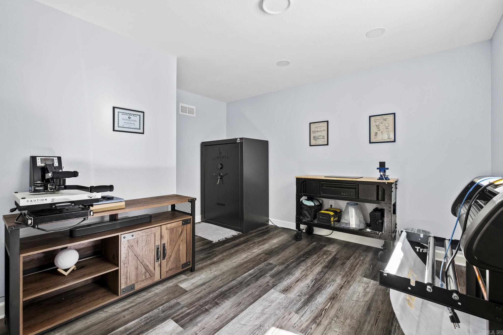 CARDINAL VALLEY - Residential