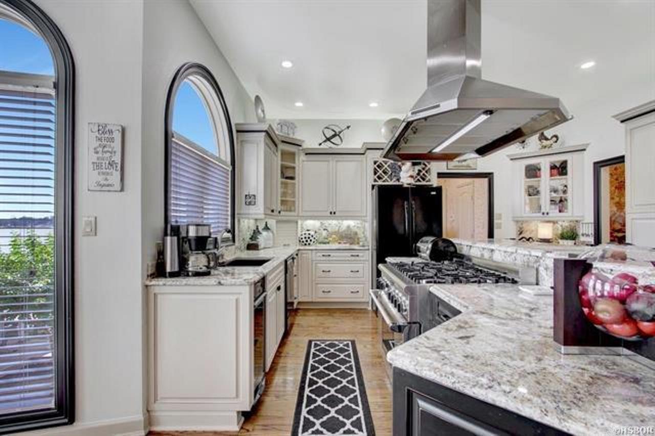 DRIFTWOOD POINT - Residential