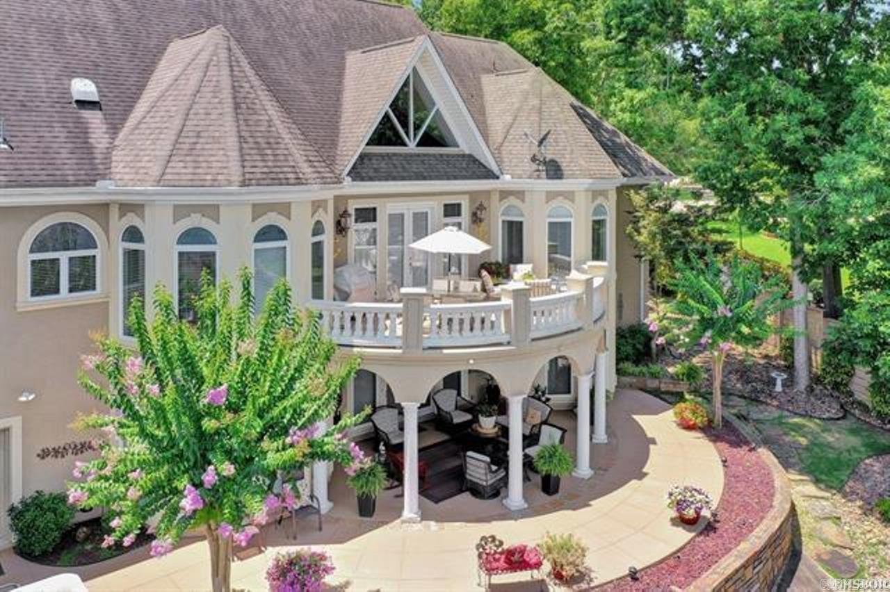 DRIFTWOOD POINT - Residential