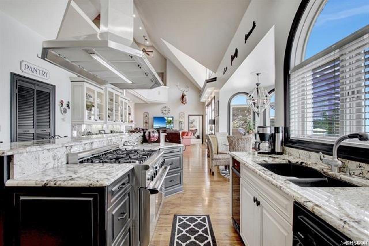DRIFTWOOD POINT - Residential