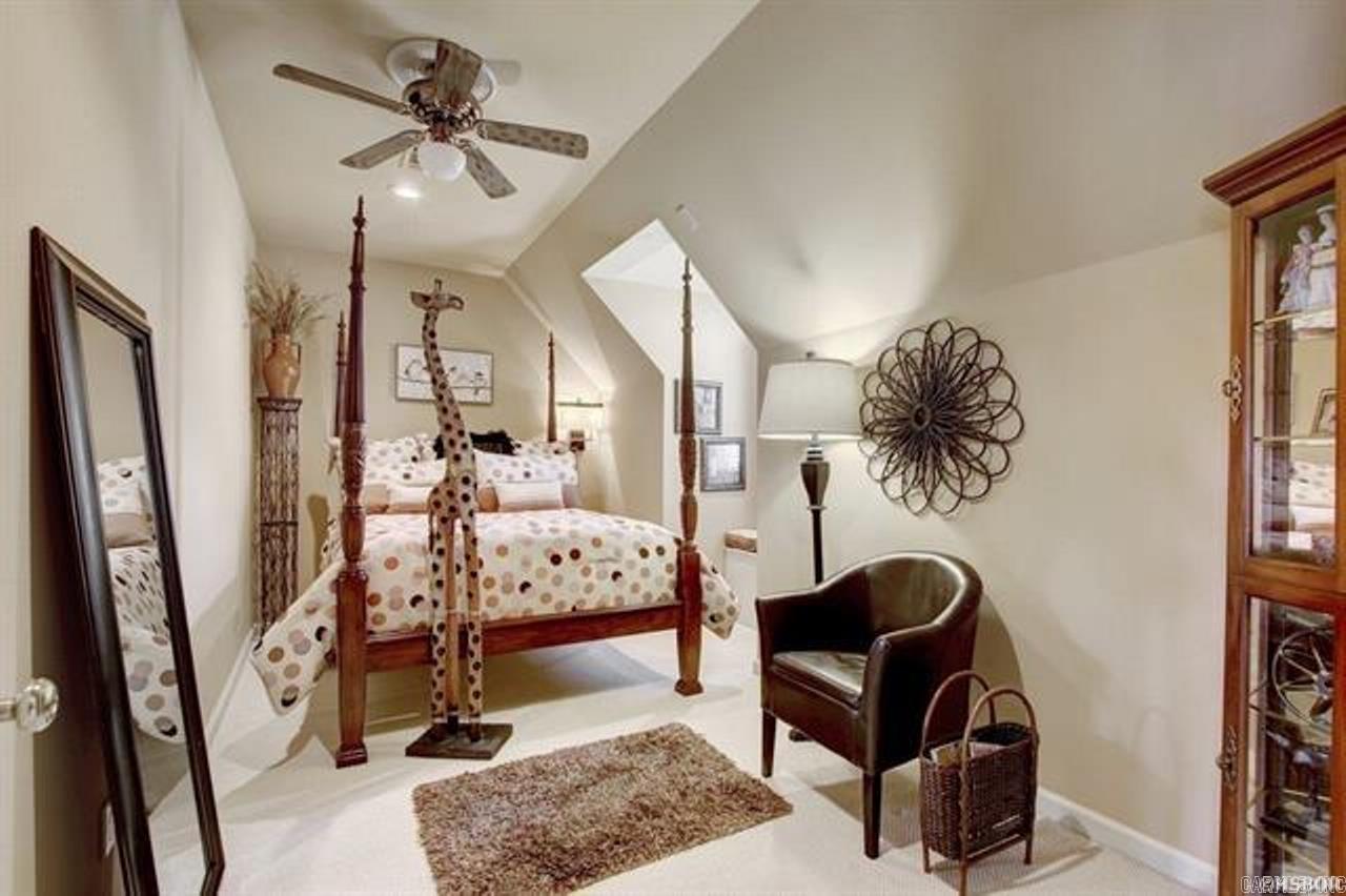 DRIFTWOOD POINT - Residential