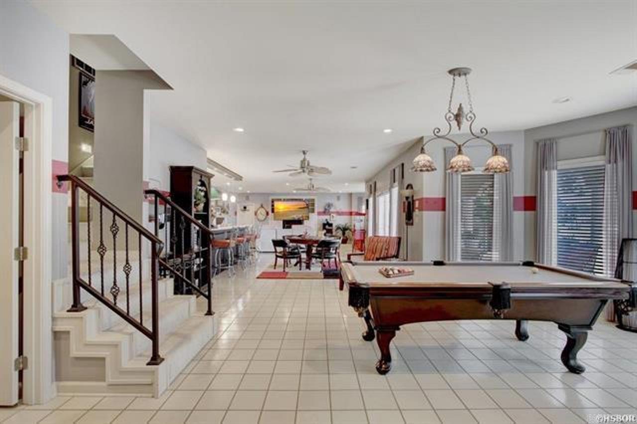 DRIFTWOOD POINT - Residential