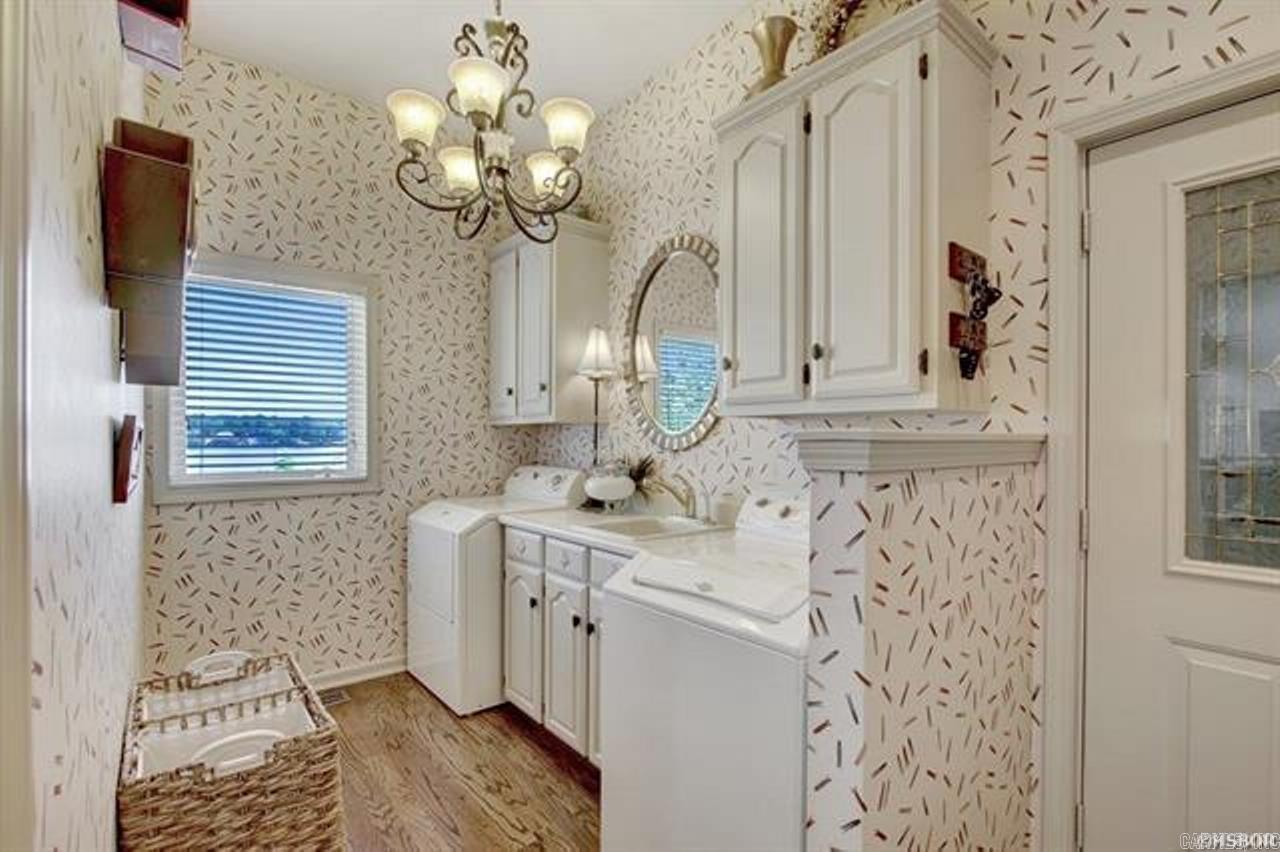 DRIFTWOOD POINT - Residential