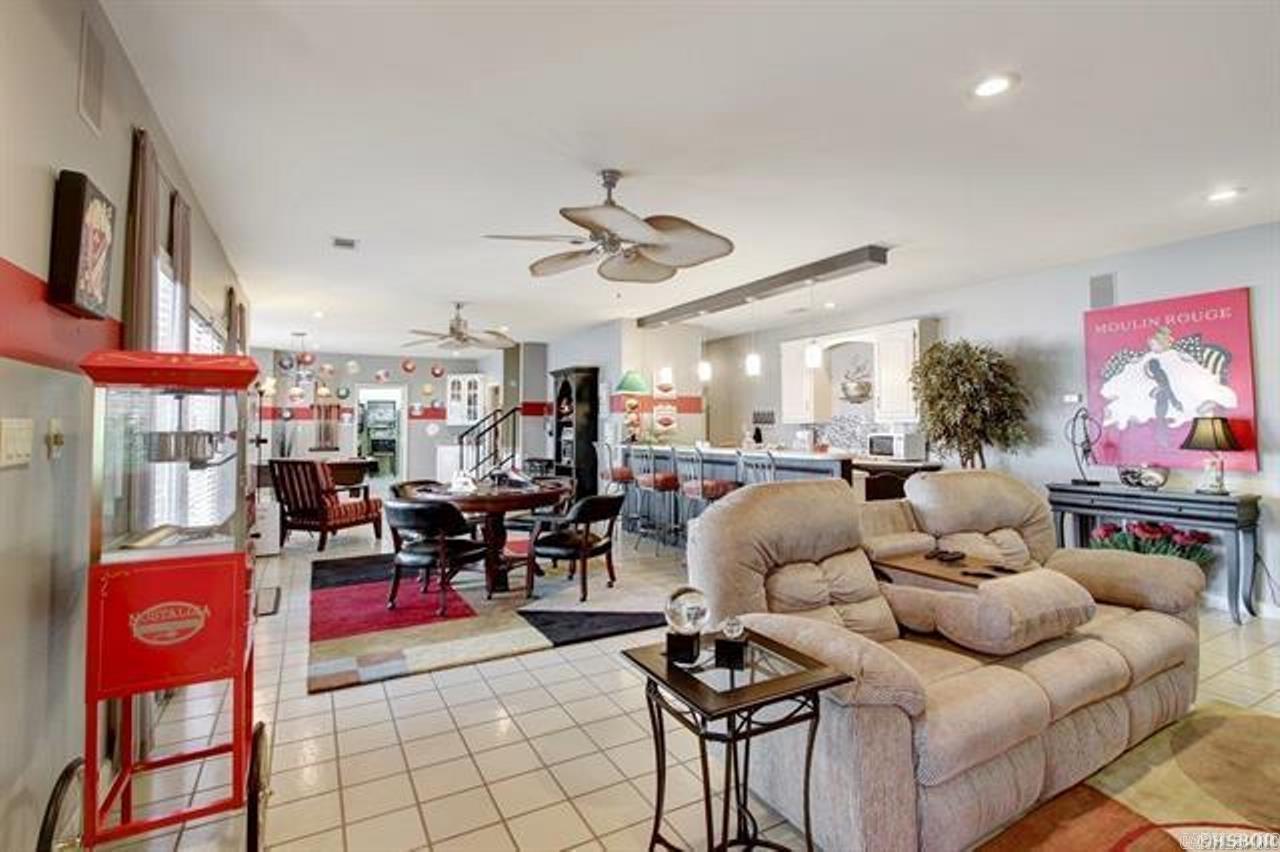 DRIFTWOOD POINT - Residential