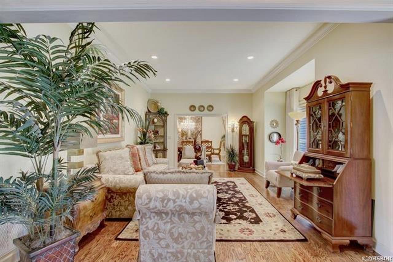 DRIFTWOOD POINT - Residential