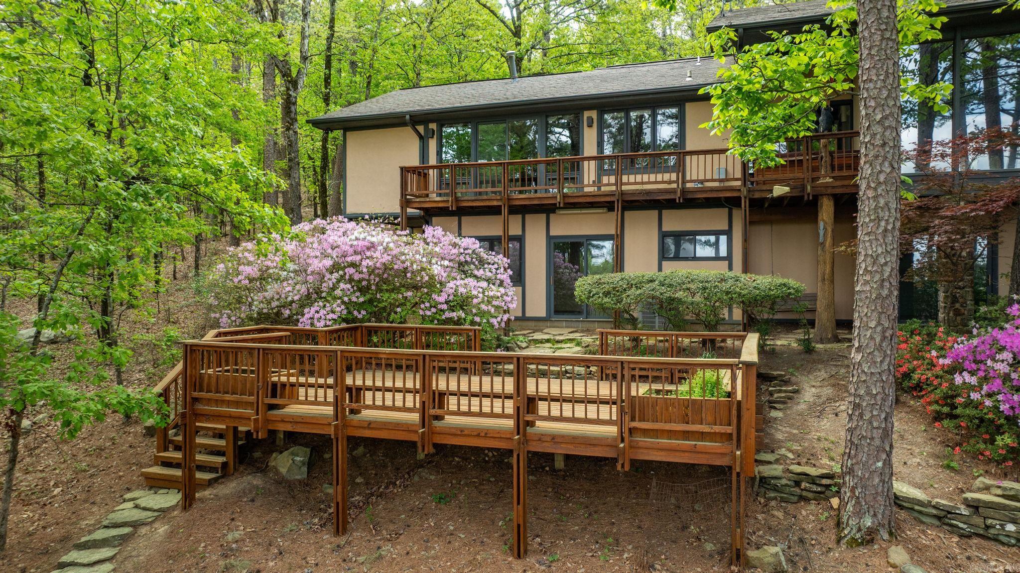 PINNACLE RIDGE ESTATES - Residential