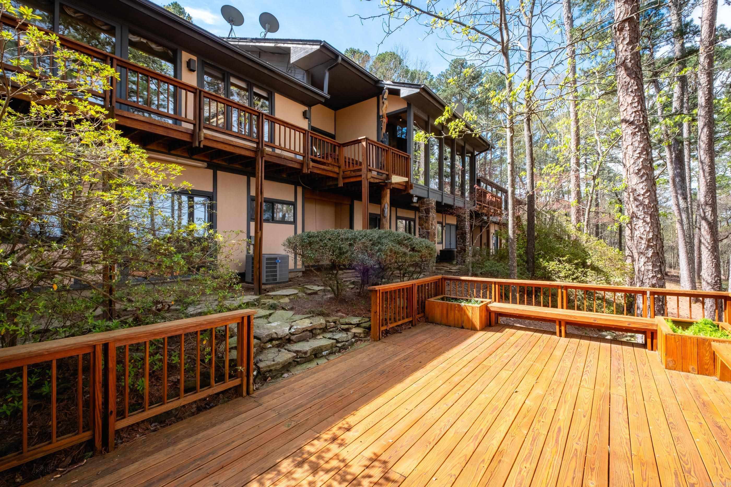 PINNACLE RIDGE ESTATES - Residential