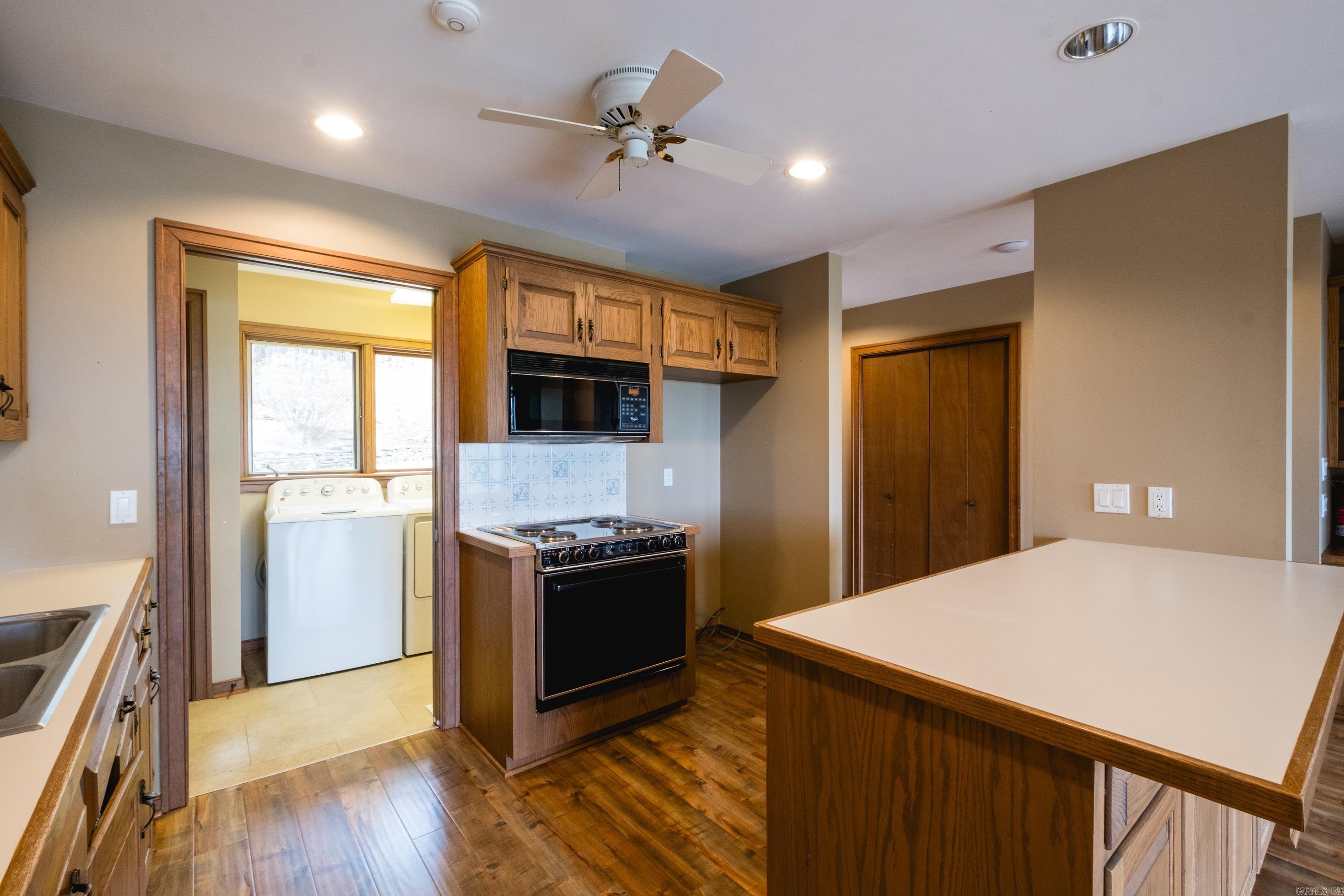 PINNACLE RIDGE ESTATES - Residential