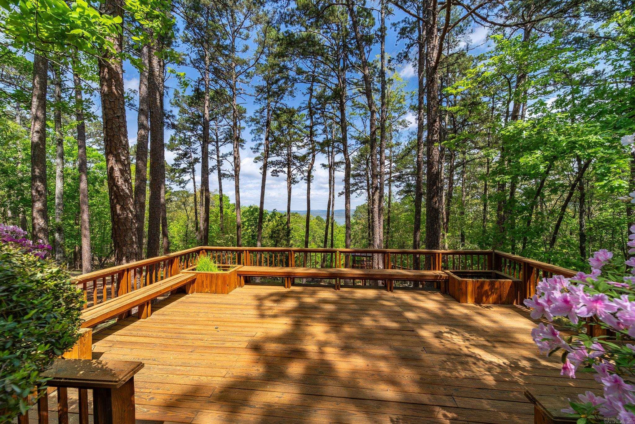 PINNACLE RIDGE ESTATES - Residential