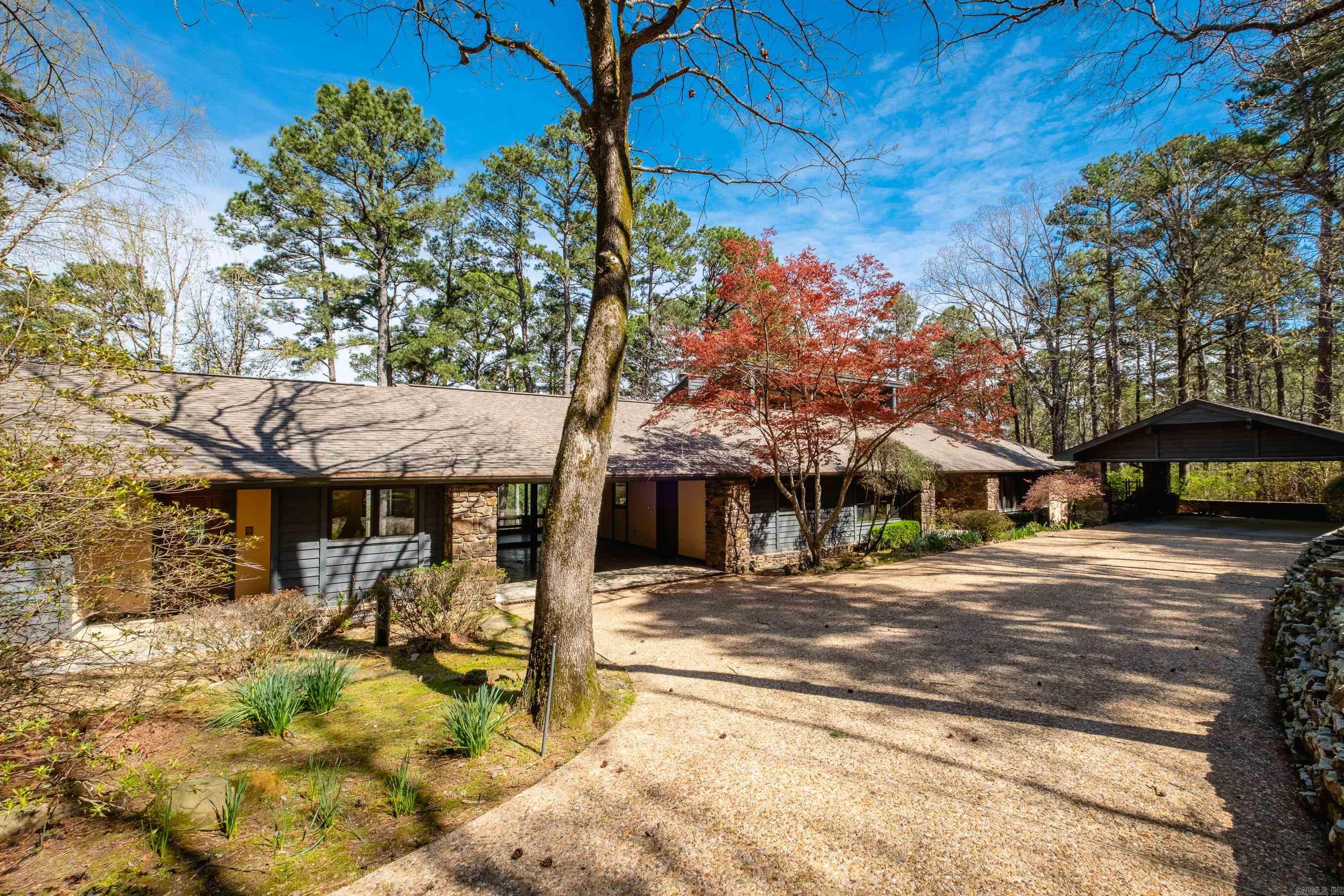 PINNACLE RIDGE ESTATES - Residential