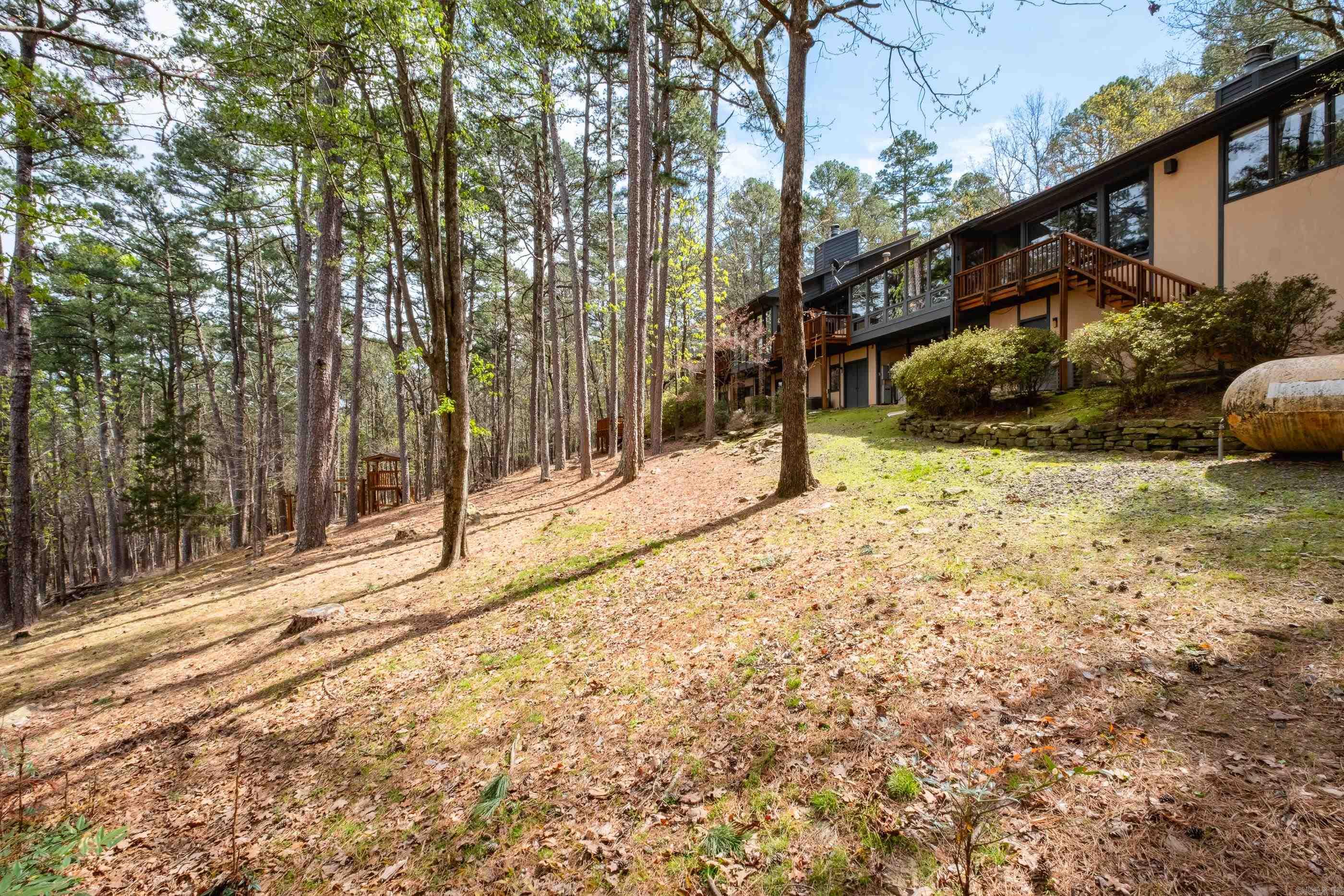 PINNACLE RIDGE ESTATES - Residential