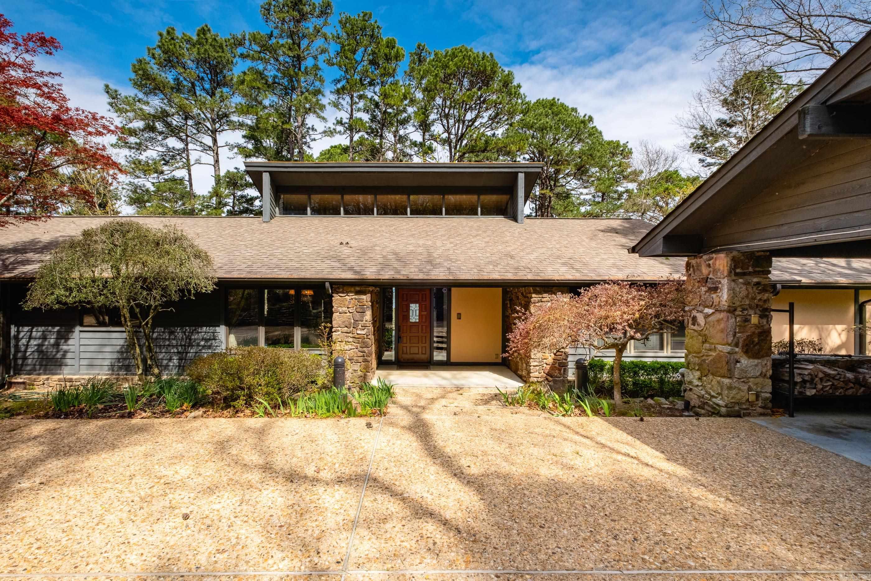 PINNACLE RIDGE ESTATES - Residential