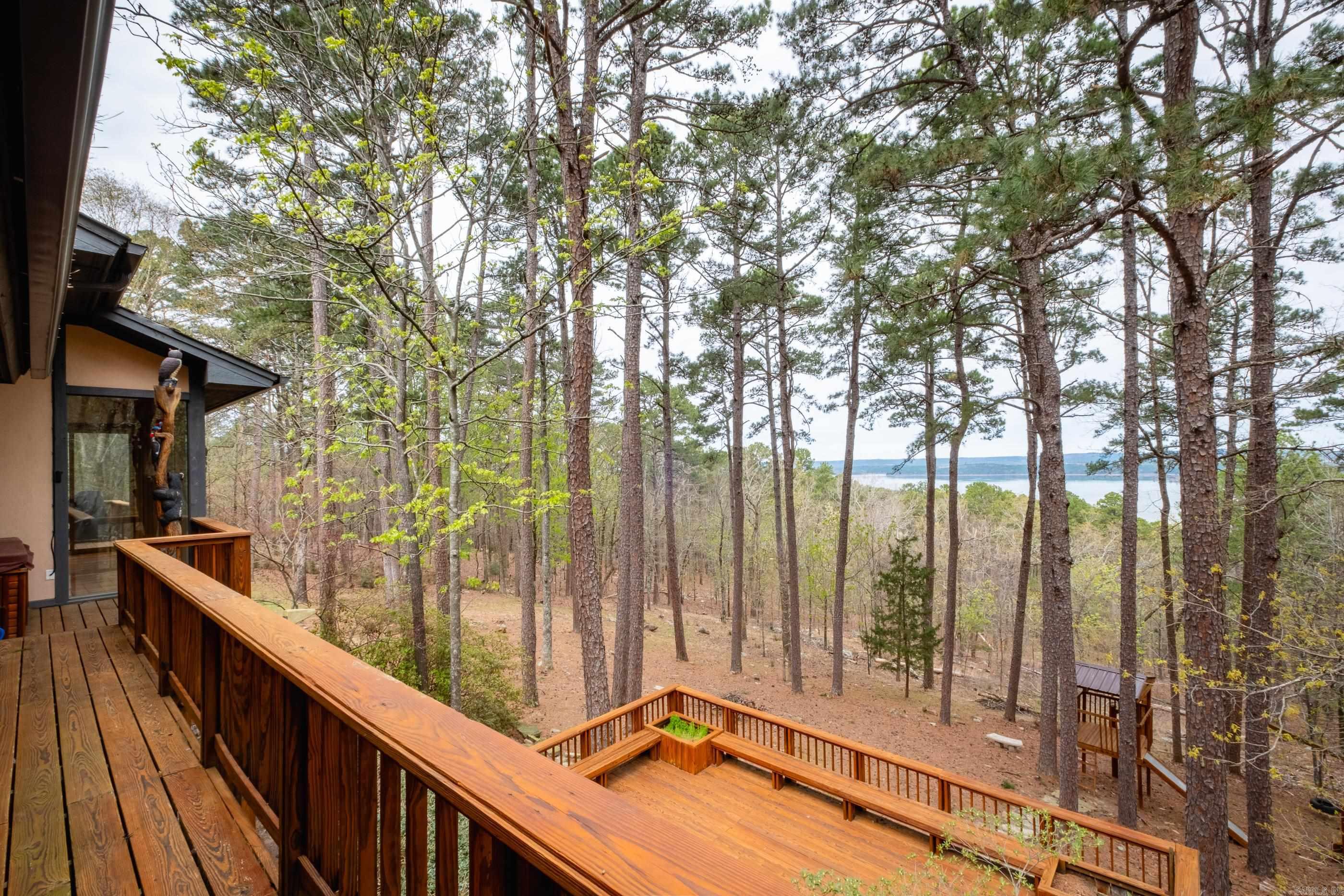 PINNACLE RIDGE ESTATES - Residential